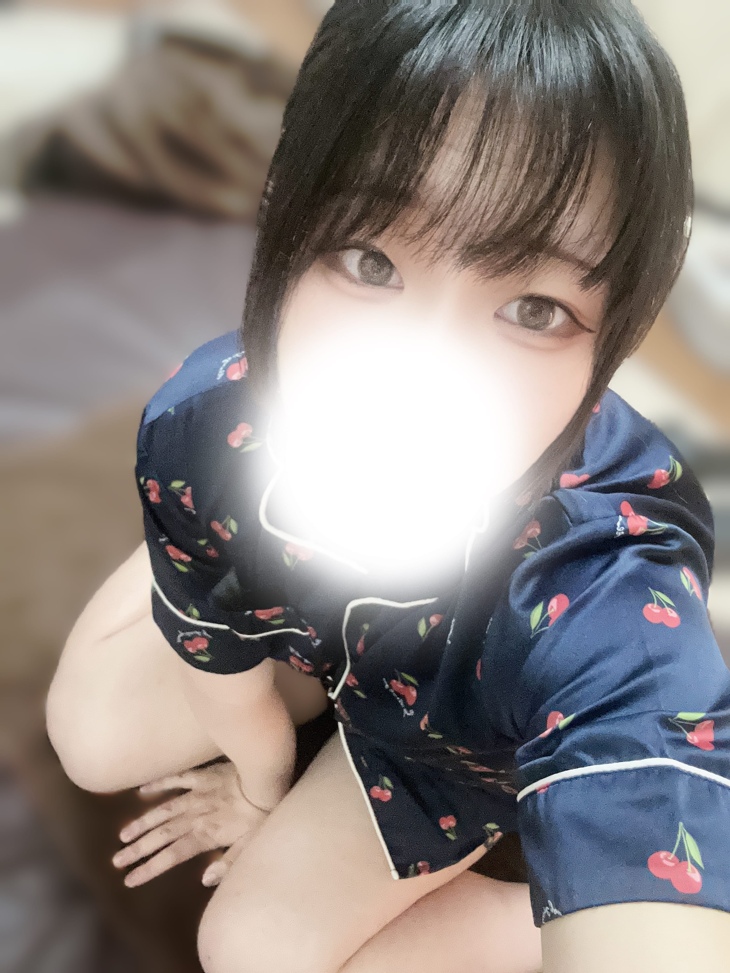 「出勤しました！！」02/11(水) 10:59 | 波瀬 ひなのの写メ