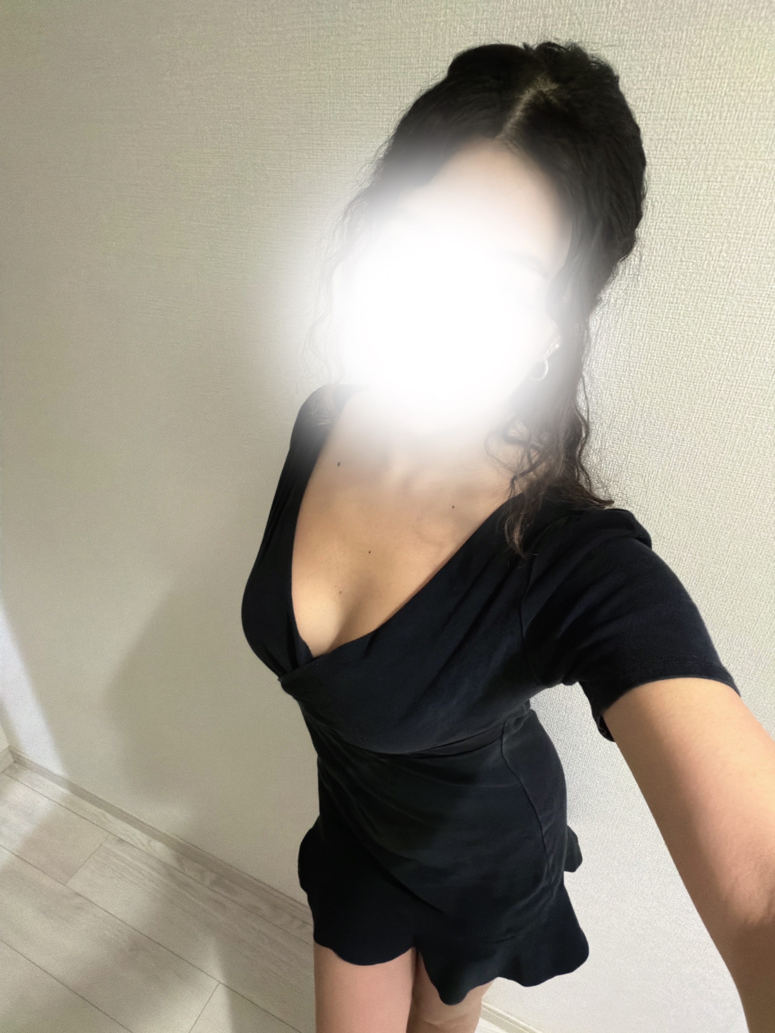 るか「こんばんは✨」02/11(水) 18:52 | るかの写メ