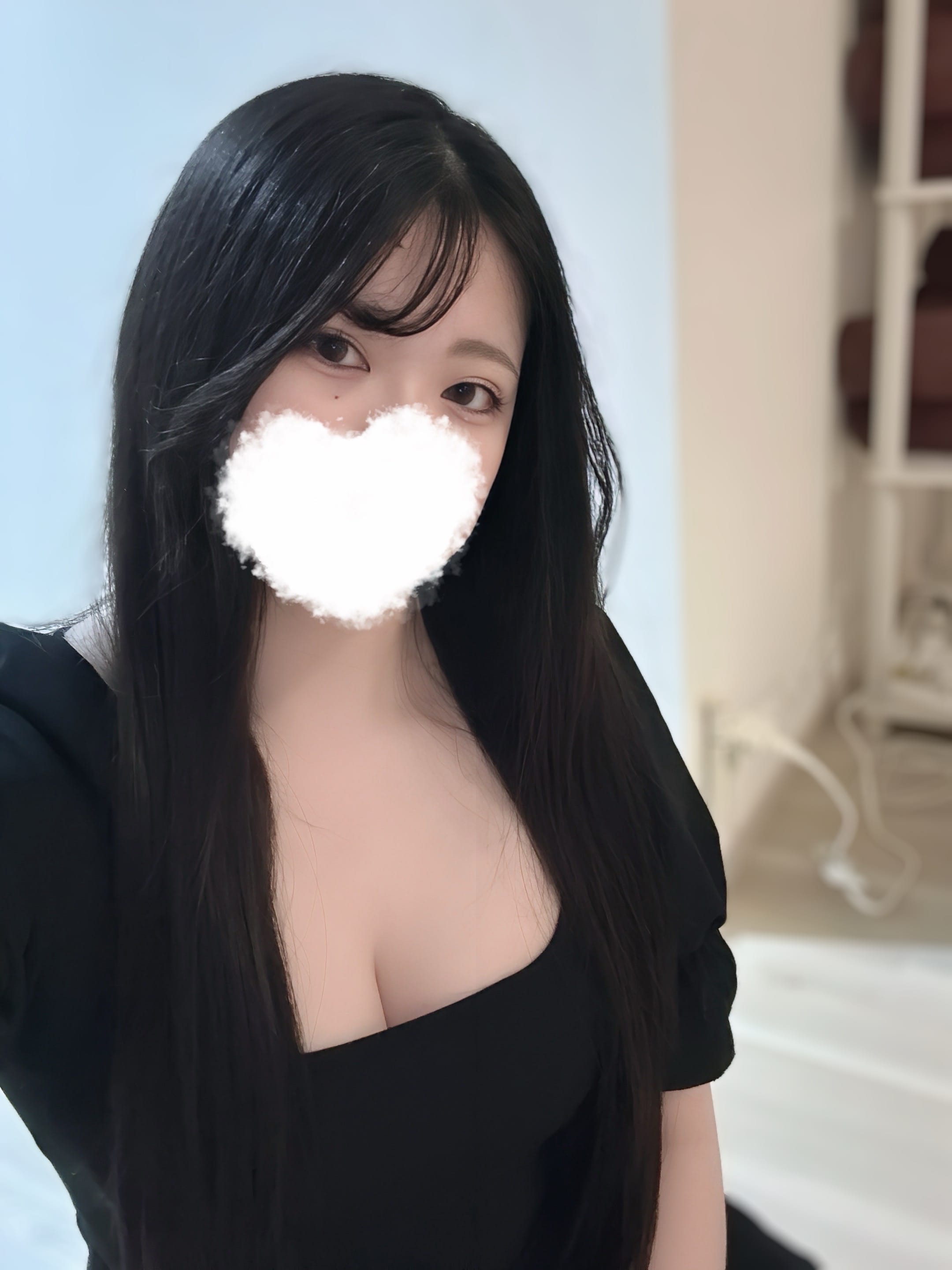 「出勤です♡」02/11(水) 19:16 | れいの写メ