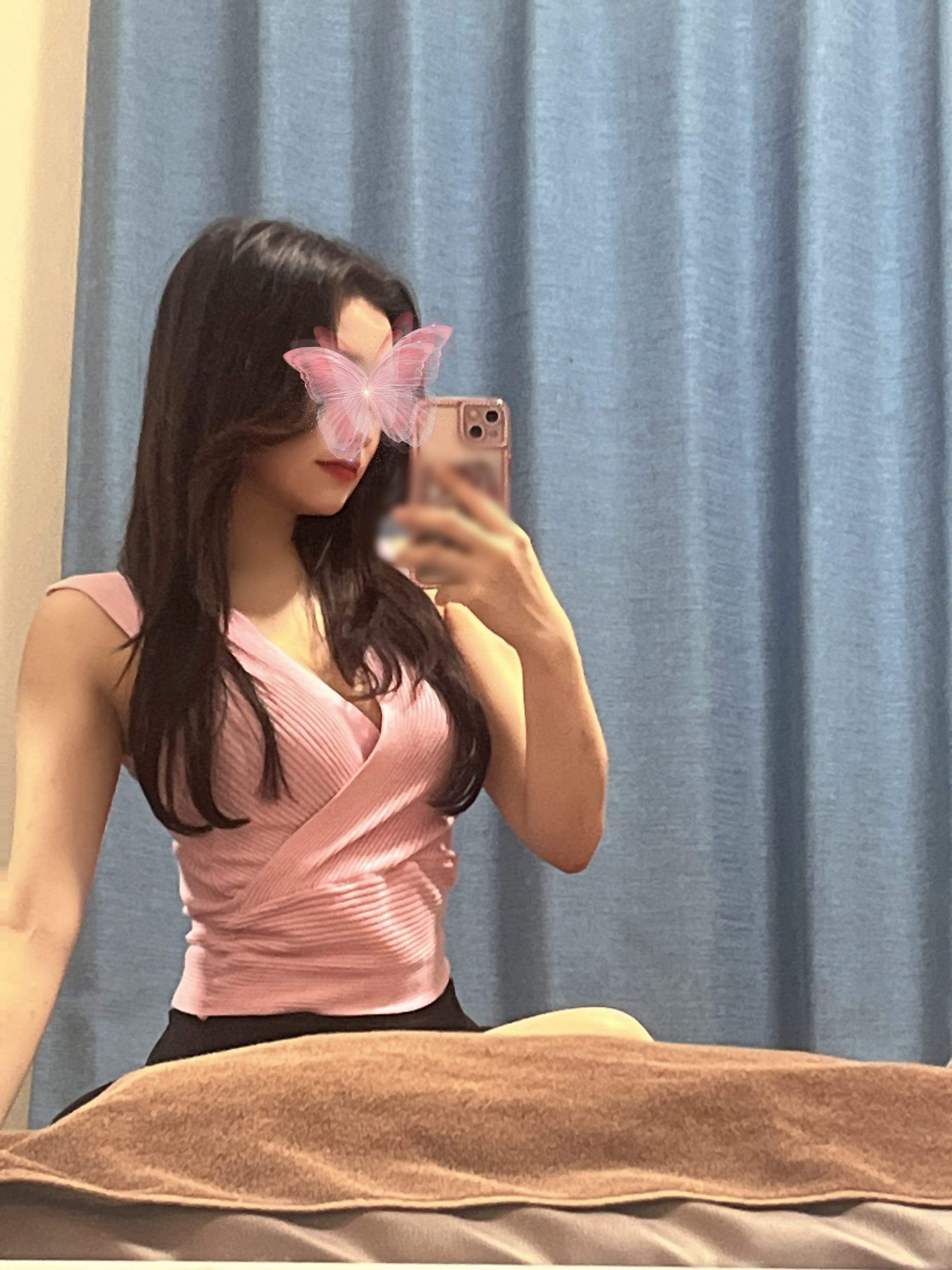 「出勤したよ〜✨」02/16(月) 15:11 | 花城かれんの写メ