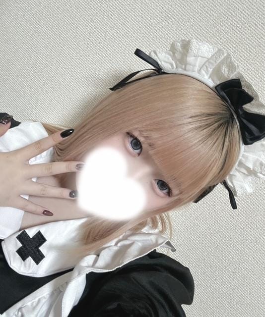 しろろ「今日初出勤です❕」02/17(火) 12:09 | しろろの写メ