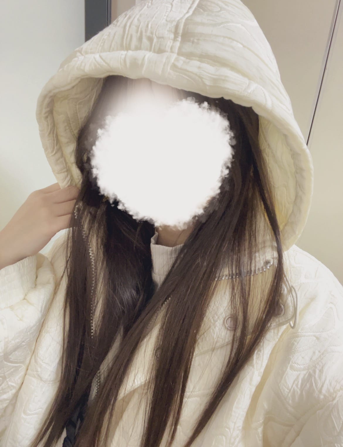 「おはよー」02/19(木) 06:09 | 優木 はるなの写メ