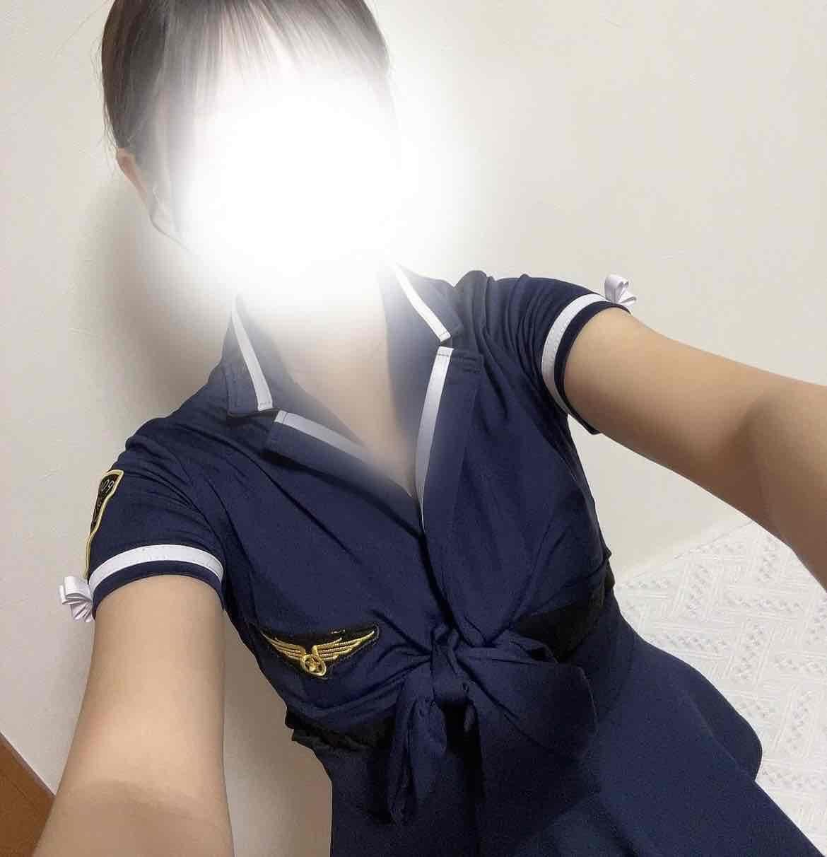 「2/27 お部屋います♪」02/27(金) 08:08 | 小桜 ななみの写メ