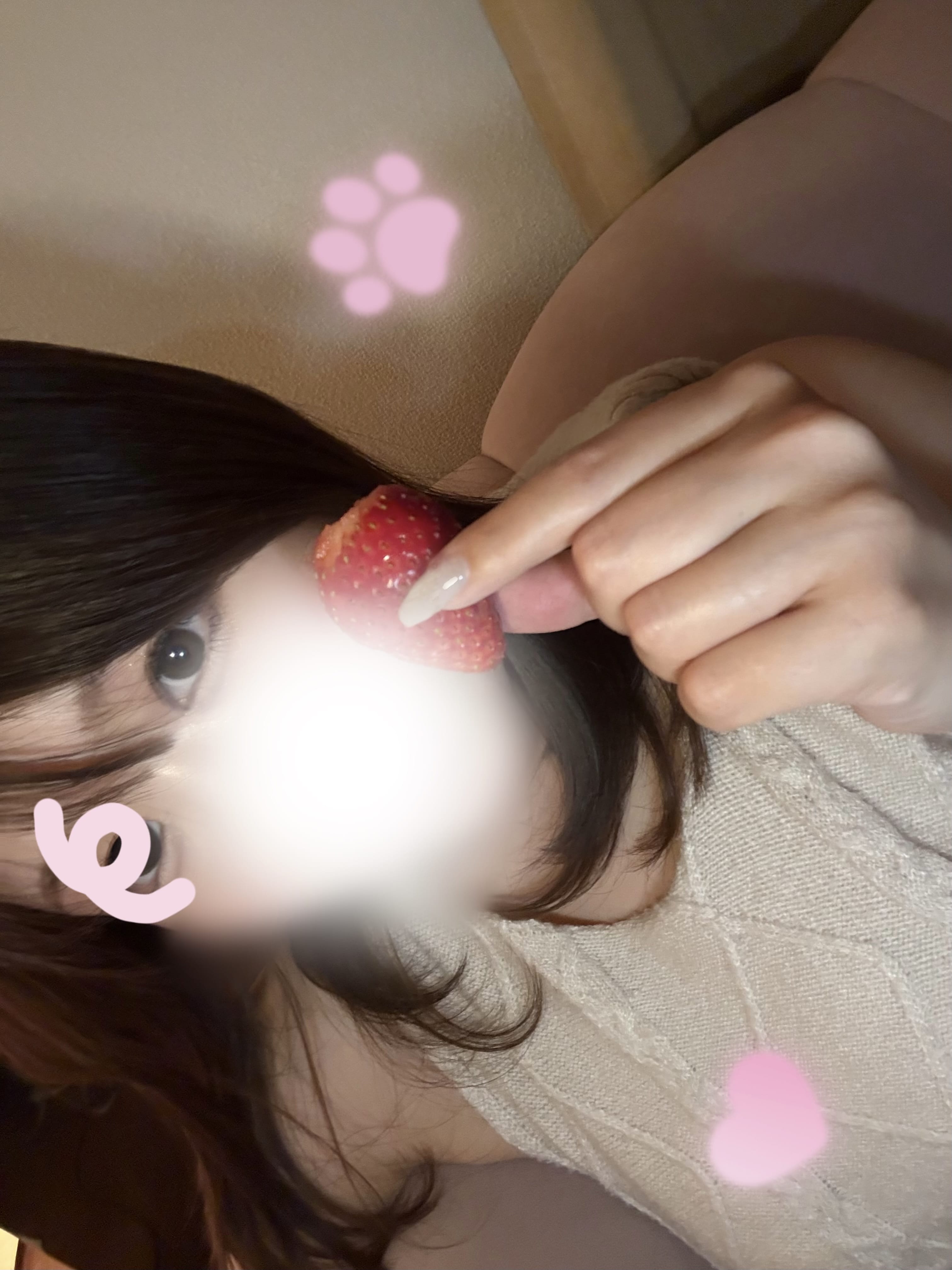 「3月の出勤追加したよん♡」03/01(日) 02:03 | 倉持 さわの写メ