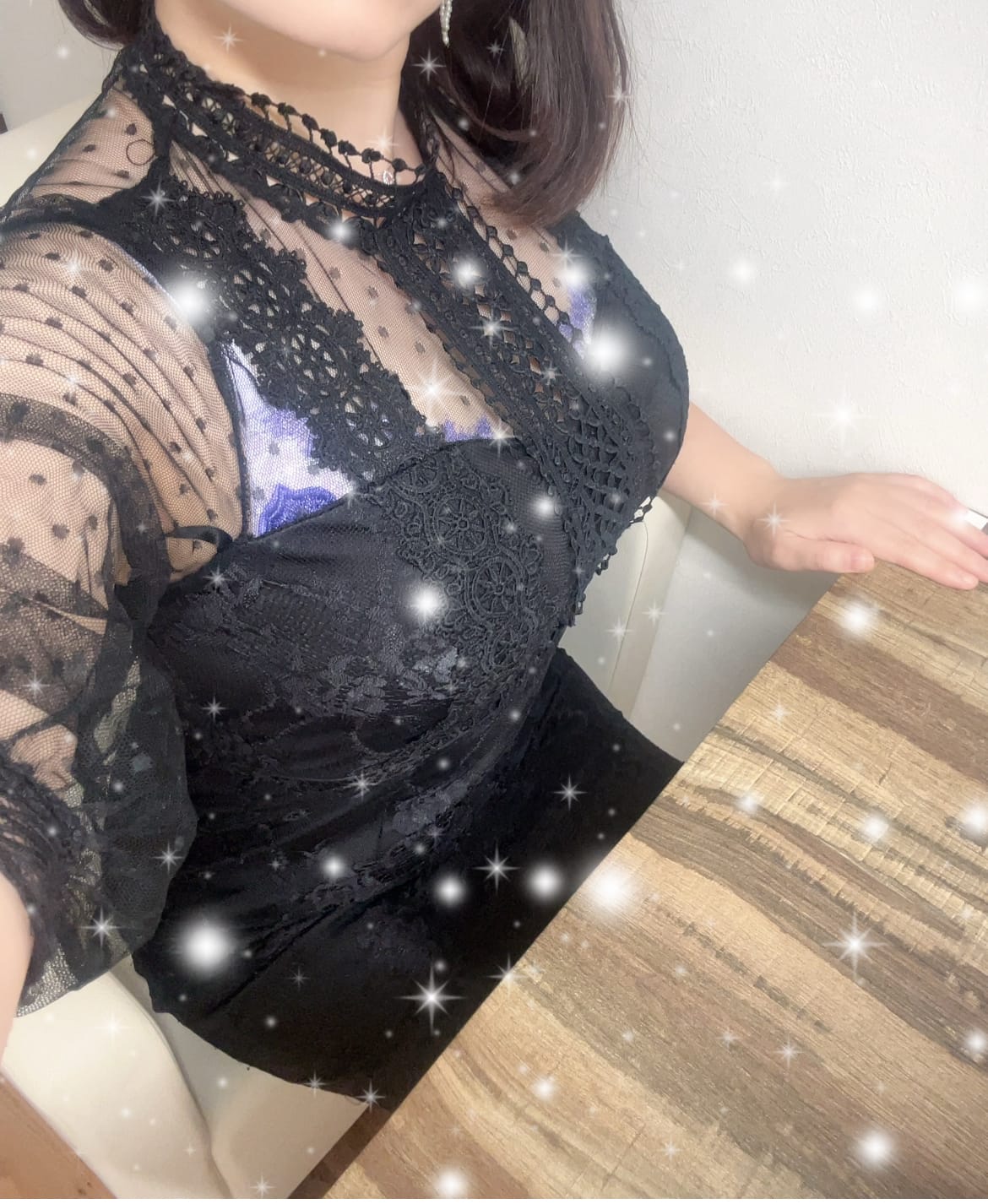 「出勤です✨」03/04(水) 09:29 | 広瀬　あみの写メ