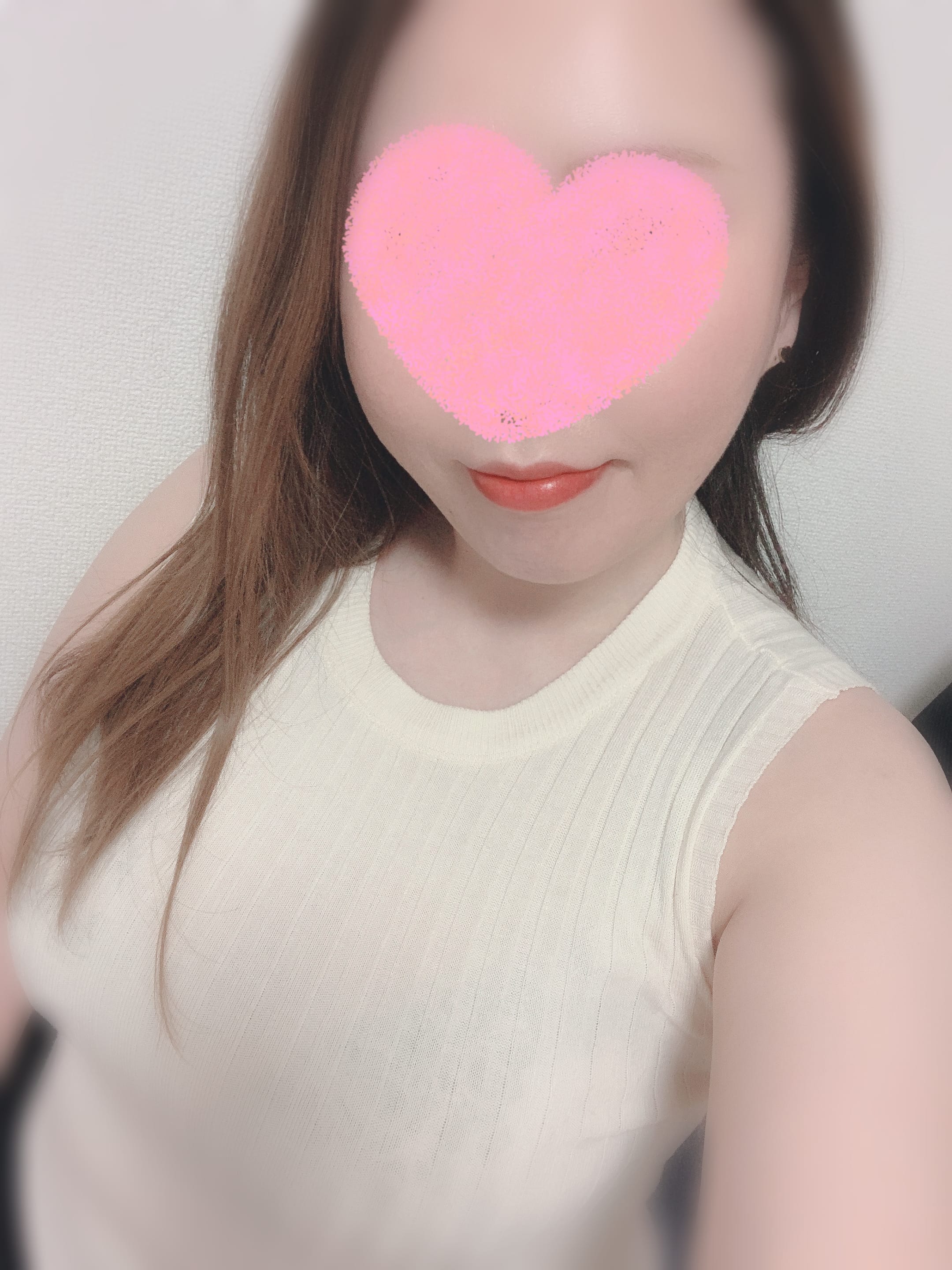 「本日出勤(*´˘`*)♥」03/04(水) 13:55 | 真妃〜まきの写メ日記