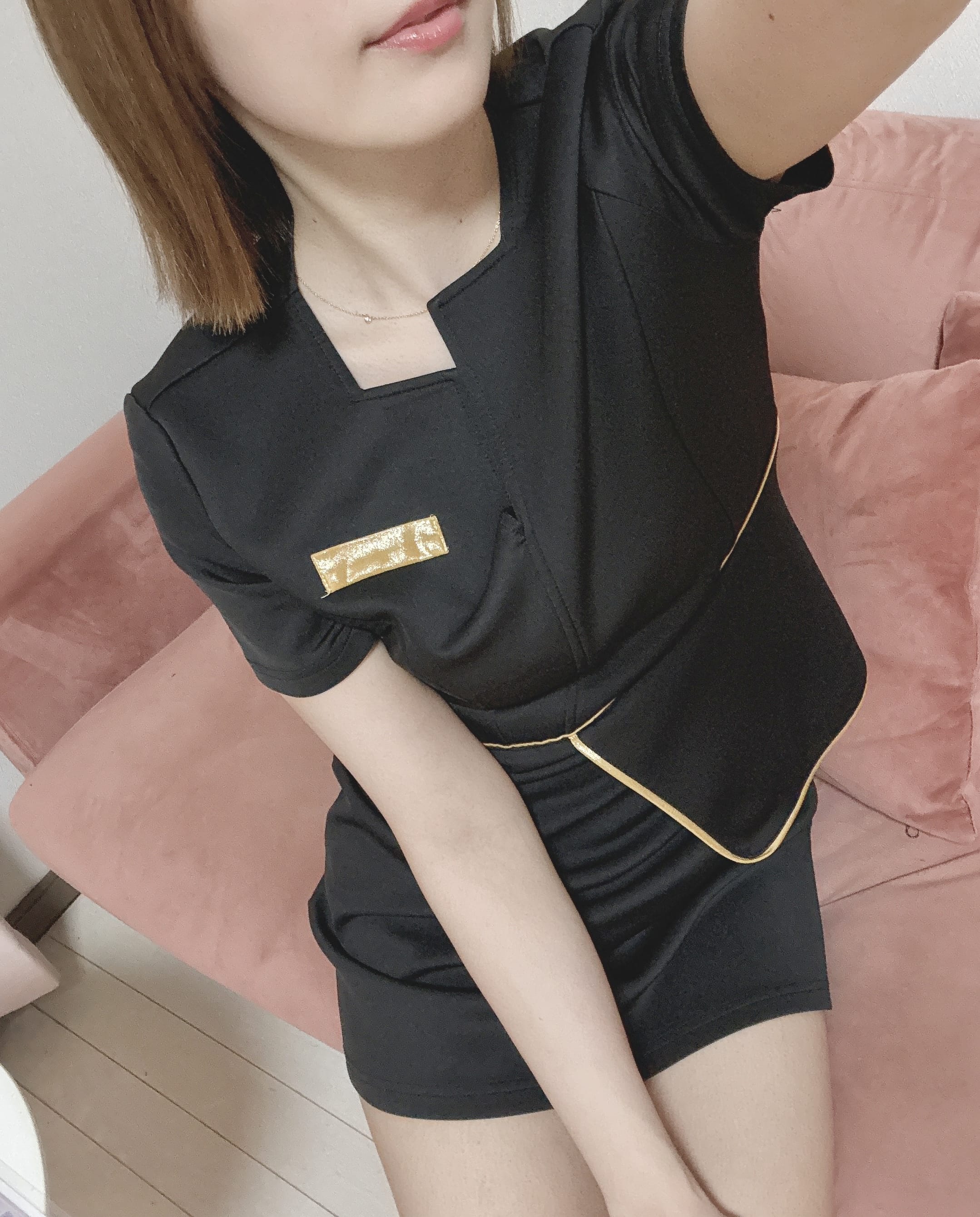 「誰の手に(´>ω∂`)」03/06(金) 20:29 | かよの写メ