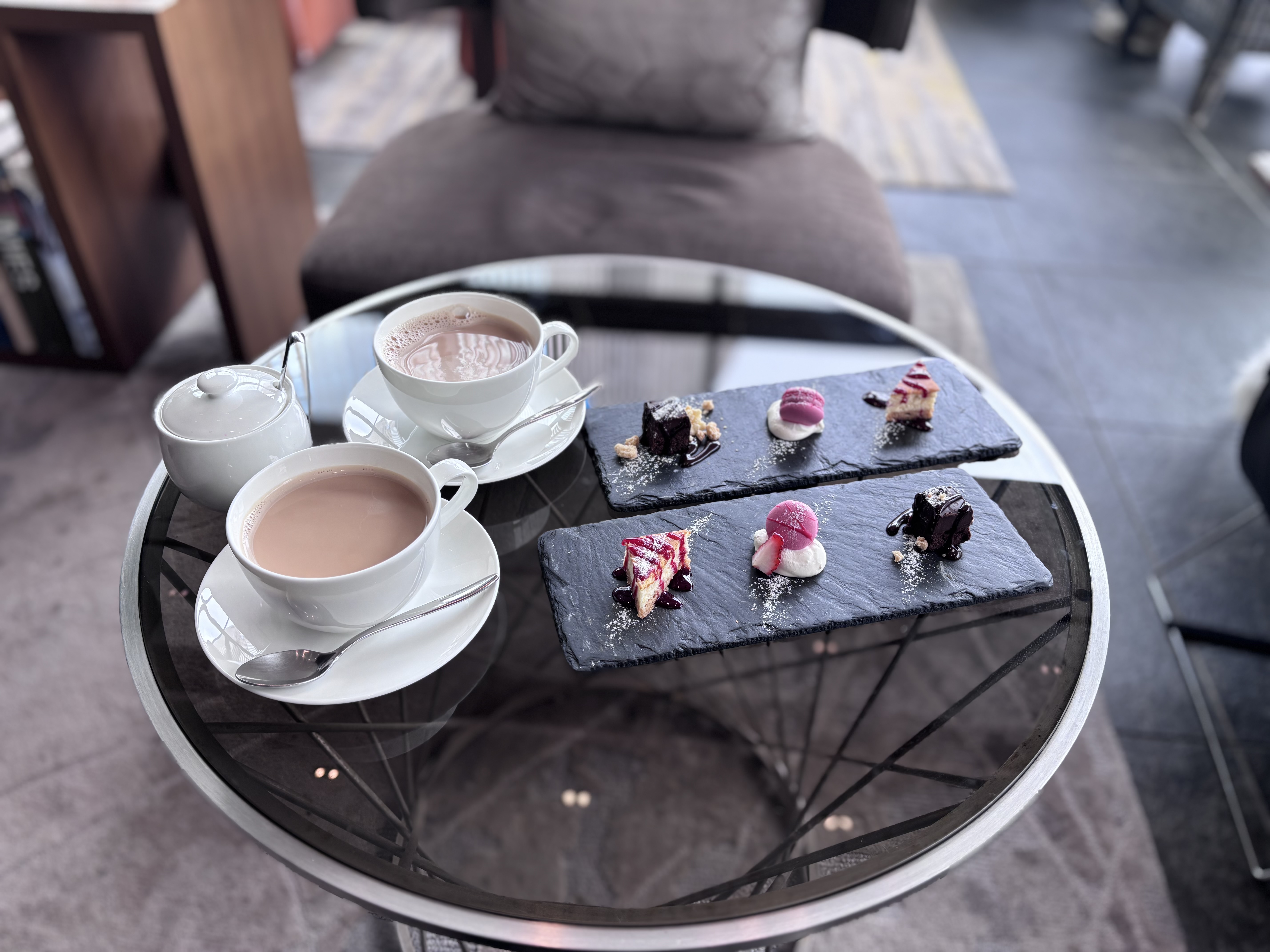 「出勤しました♪」03/11(水) 12:12 | 田中のんの写メ日記