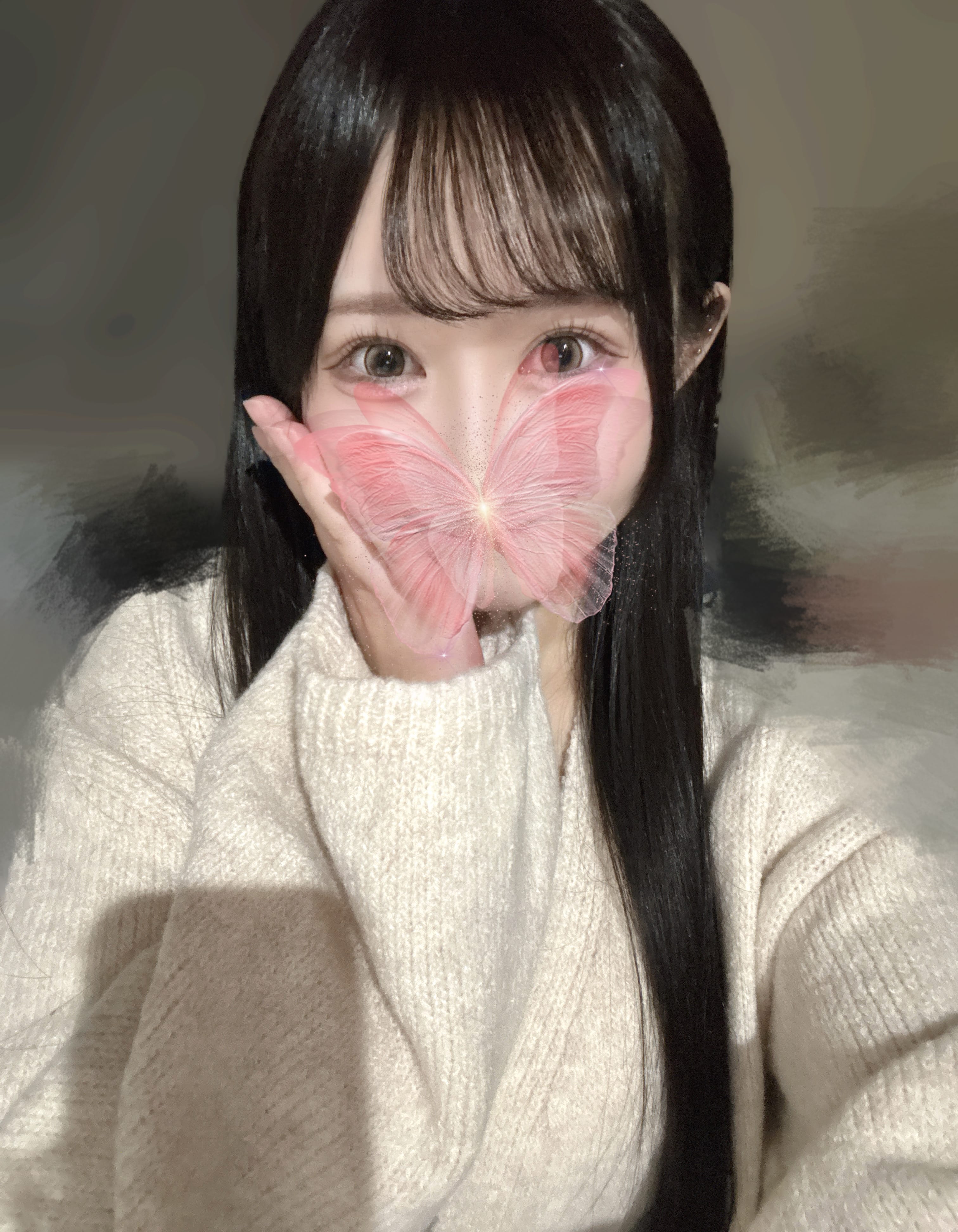 「出勤しました♪」03/12(木) 21:08 | 椎名まゆの写メ