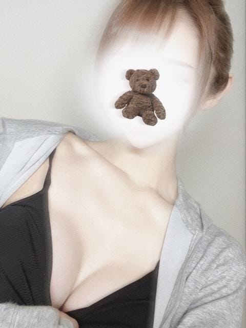 「」03/12(木) 22:12 | 白石 ありすの写メ