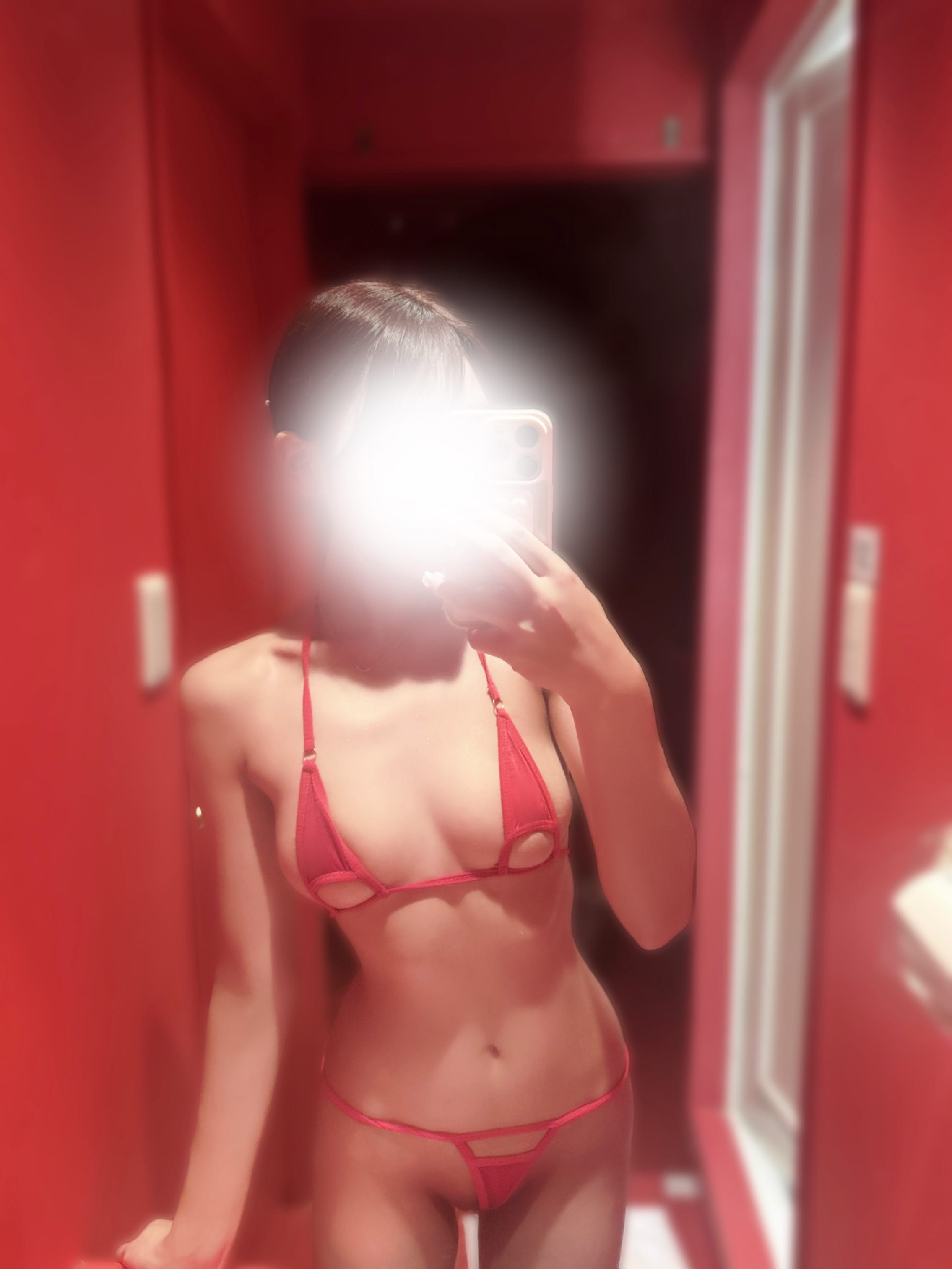 「何色がすき？❤️」03/17(火) 14:54 | 清水うたの写メ