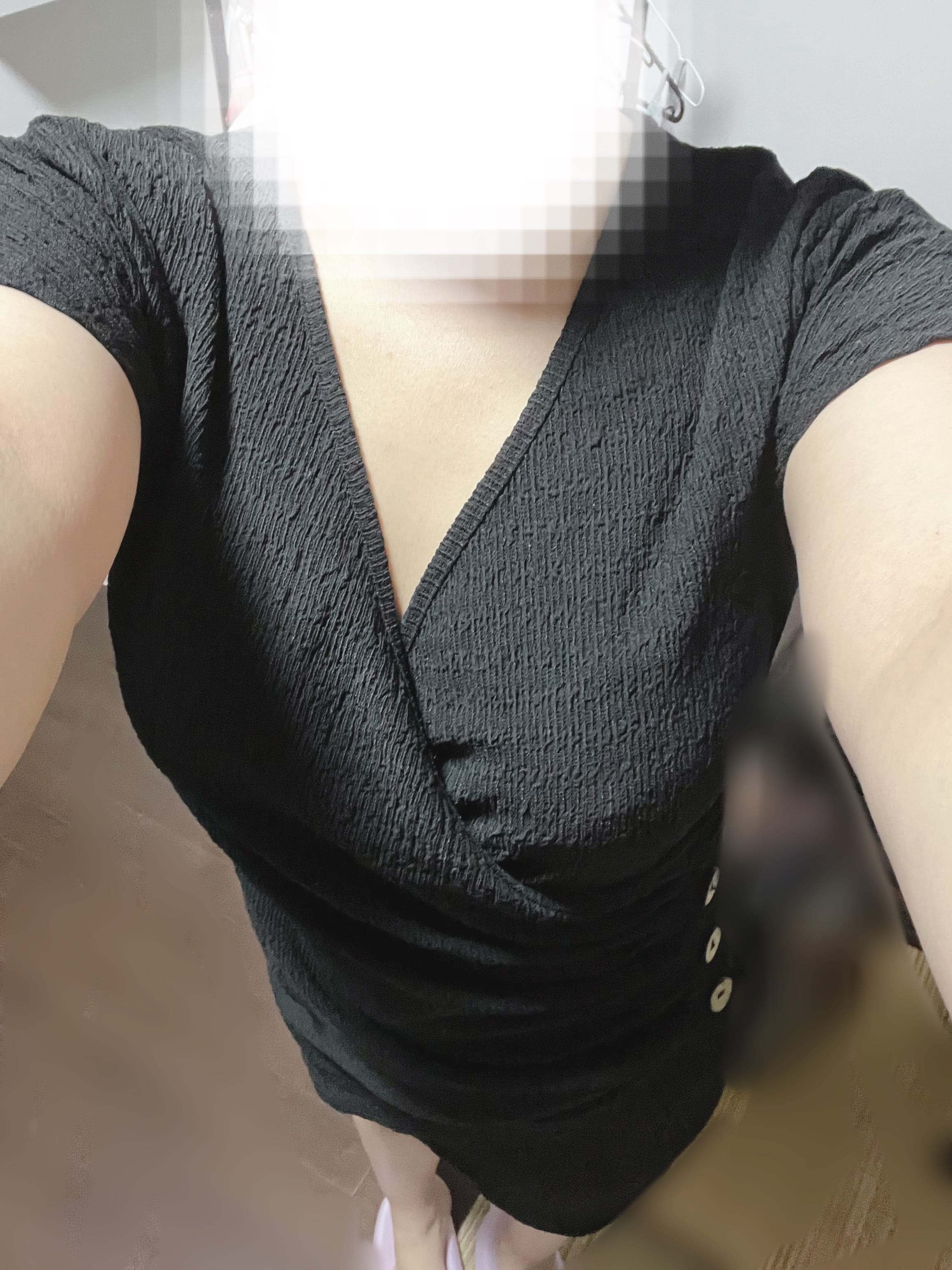 「遅い時間に…」03/20(金) 23:23 | 海璃【かいり】の写メ