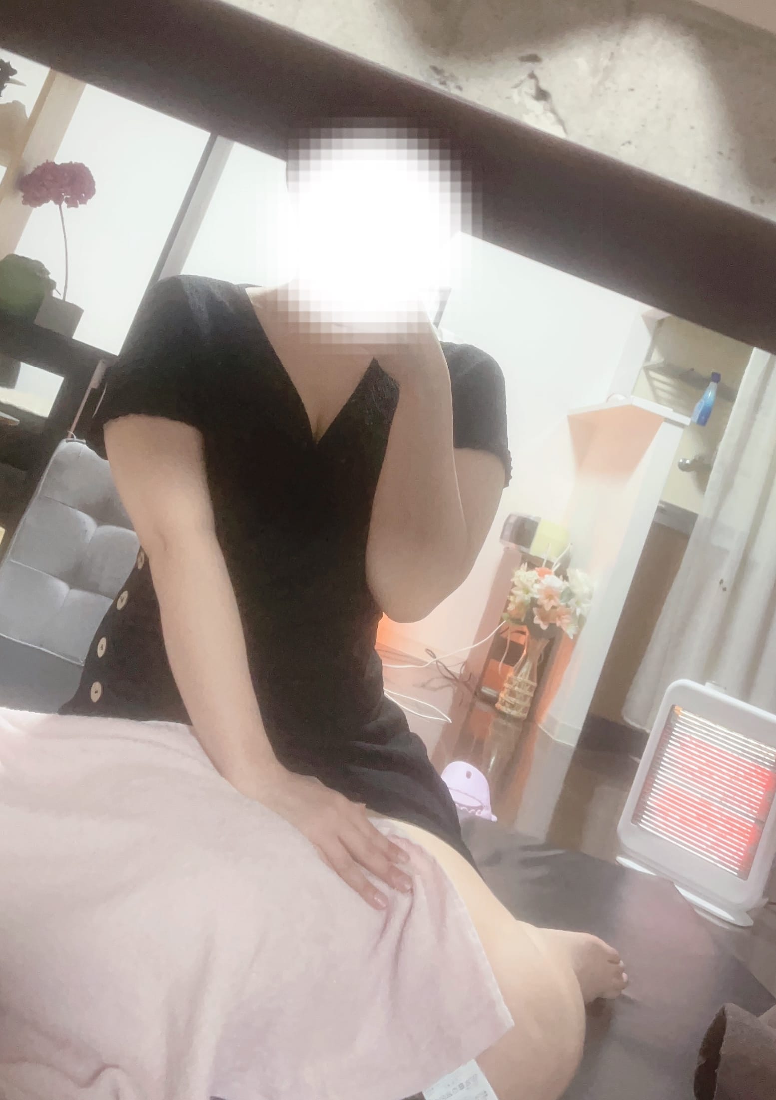 「コロコロ〜」03/23(月) 21:16 | 海璃【かいり】の写メ