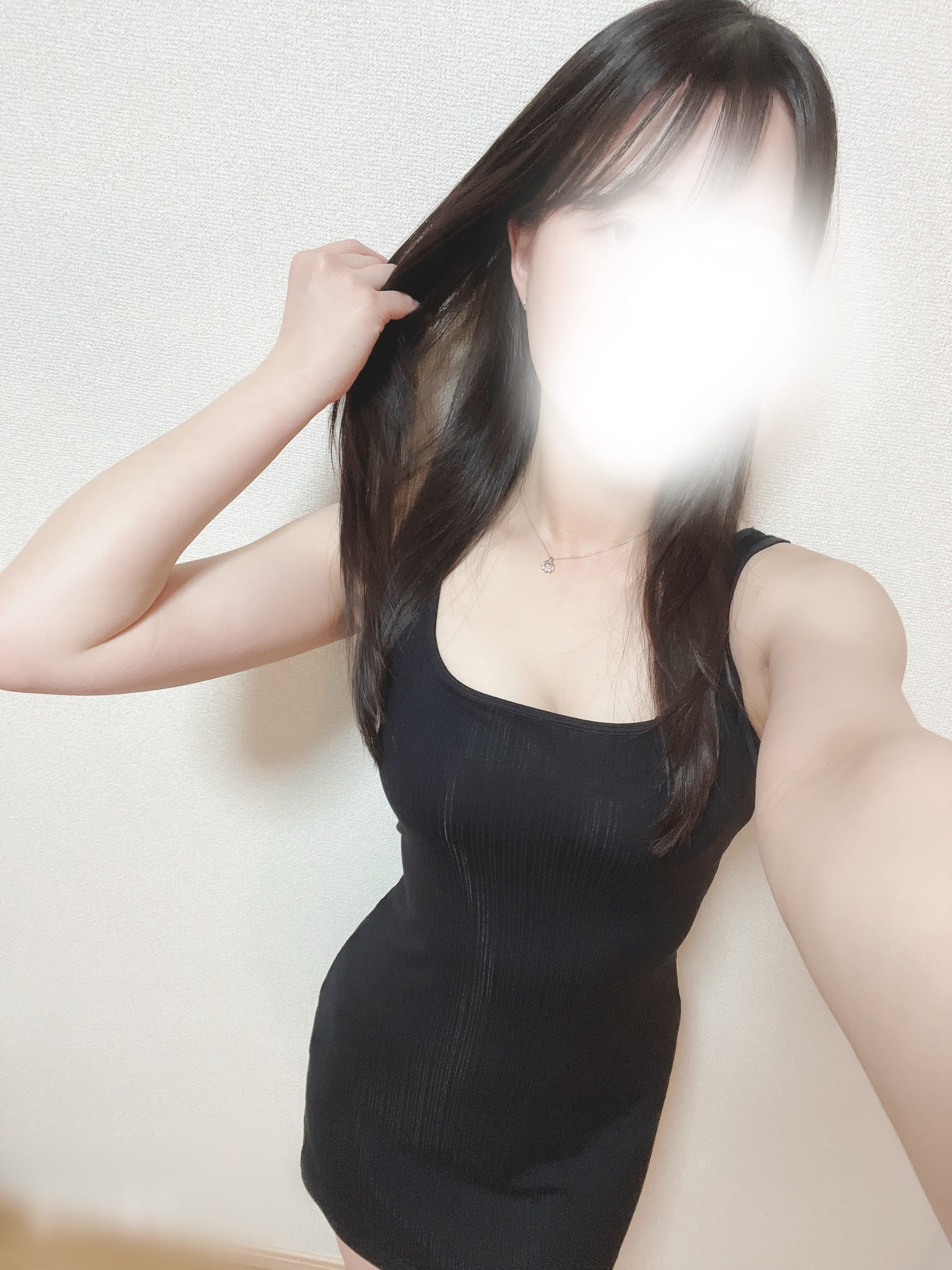 「明日しゅっきんになりました！」03/23(月) 22:57 | 秋（あき）-PLATINAの写メ