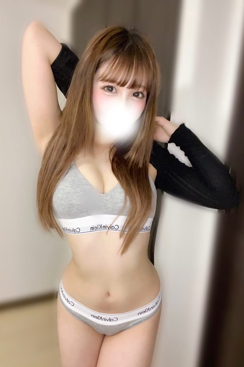 「残り1枠デス♡」03/27(金) 17:01 | 小鳥遊りなの写メ