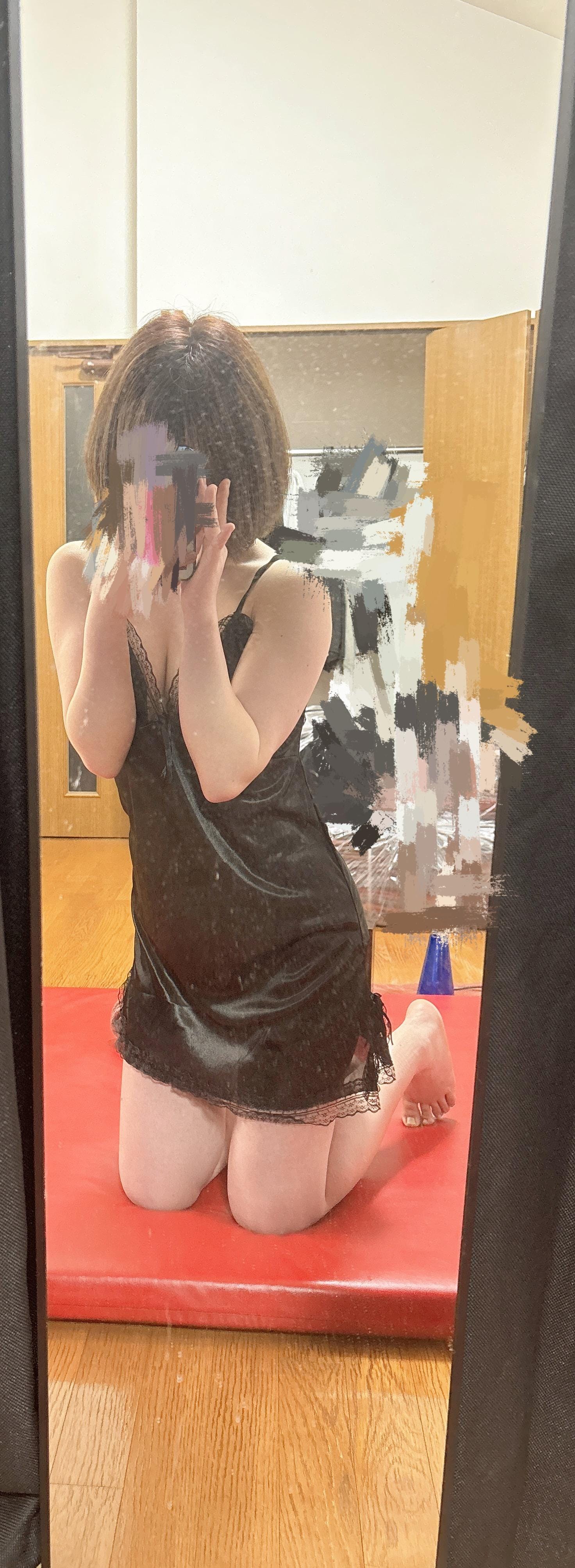霧矢 藍「待ってます☺️」03/30(月) 10:30 | 霧矢 藍の写メ