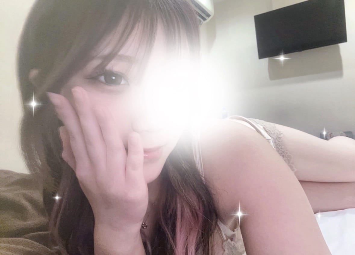 「きょうもいる！！」04/02(木) 22:00 | 妃 まゆの写メ