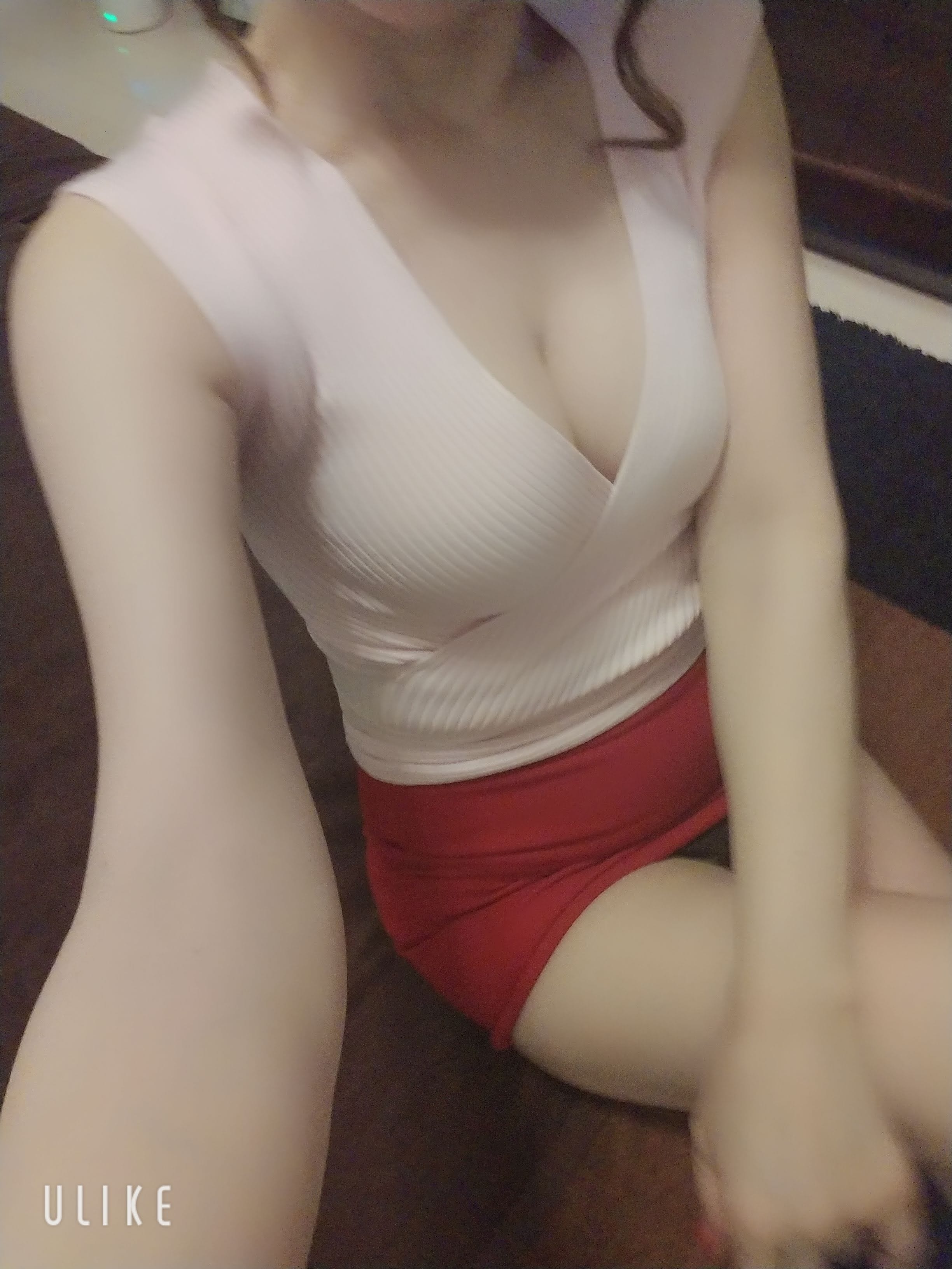 「出勤しました♪」04/08(水) 10:42 | 飛鳥の写メ