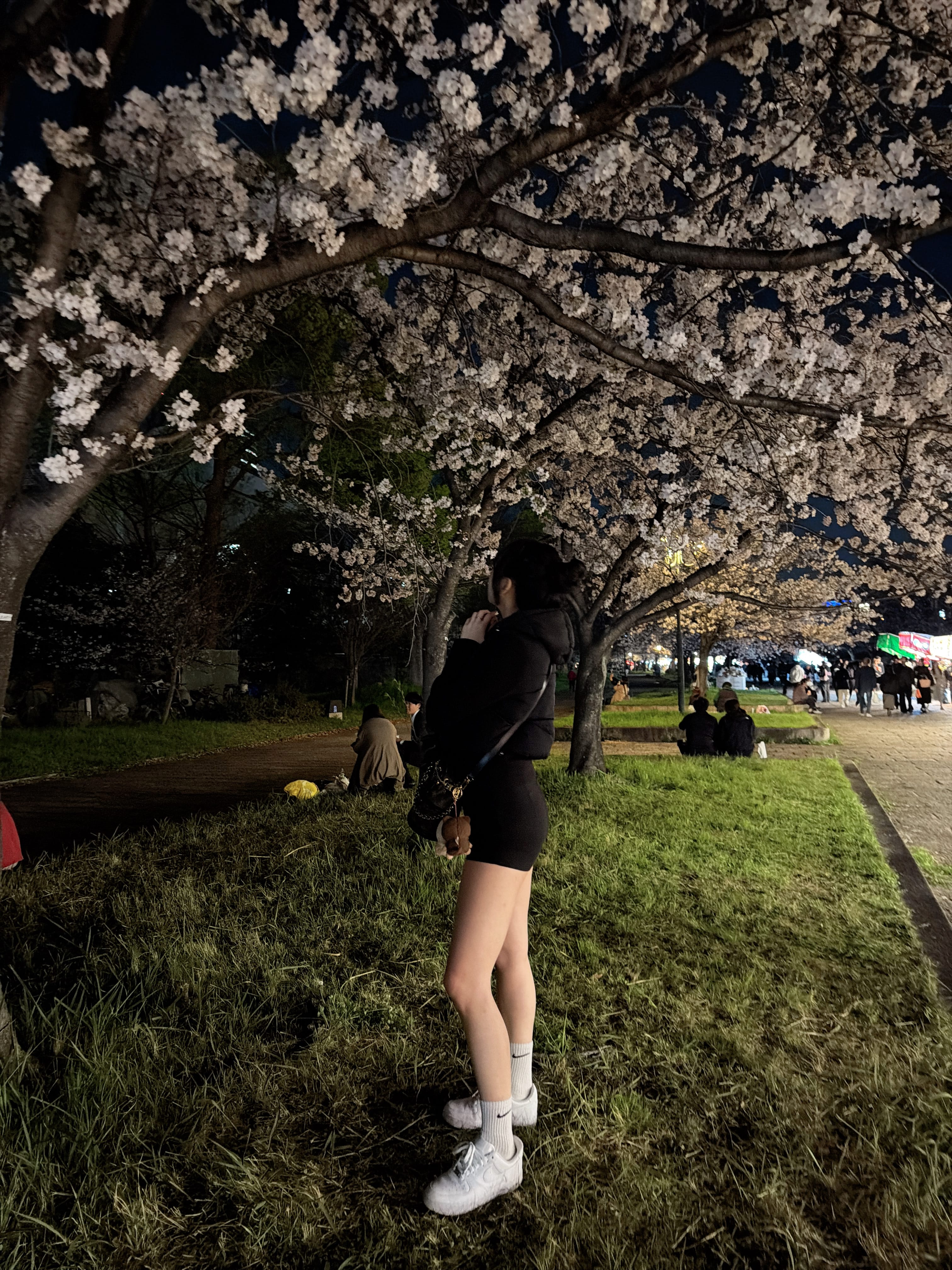 「今日いるよ^ ^♡」04/09(木) 20:22 | 霧島 りなの写メ