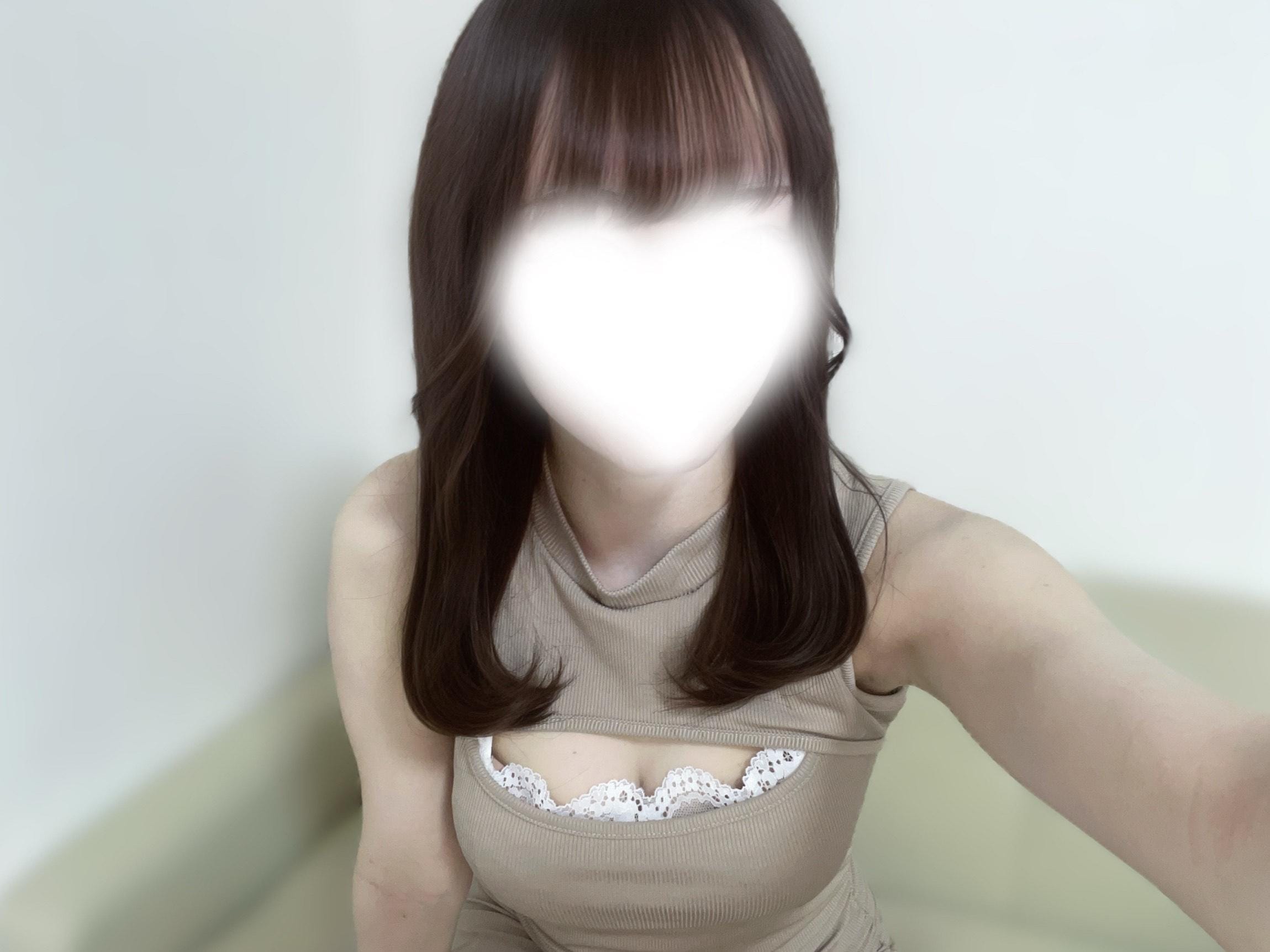 Reina(れいな)「れいなです♩」04/10(金) 14:33 | Reina(れいな)の写メ