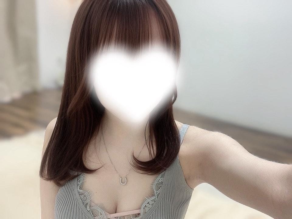 Reina(れいな)「れいなです♩」04/11(土) 13:09 | Reina(れいな)の写メ