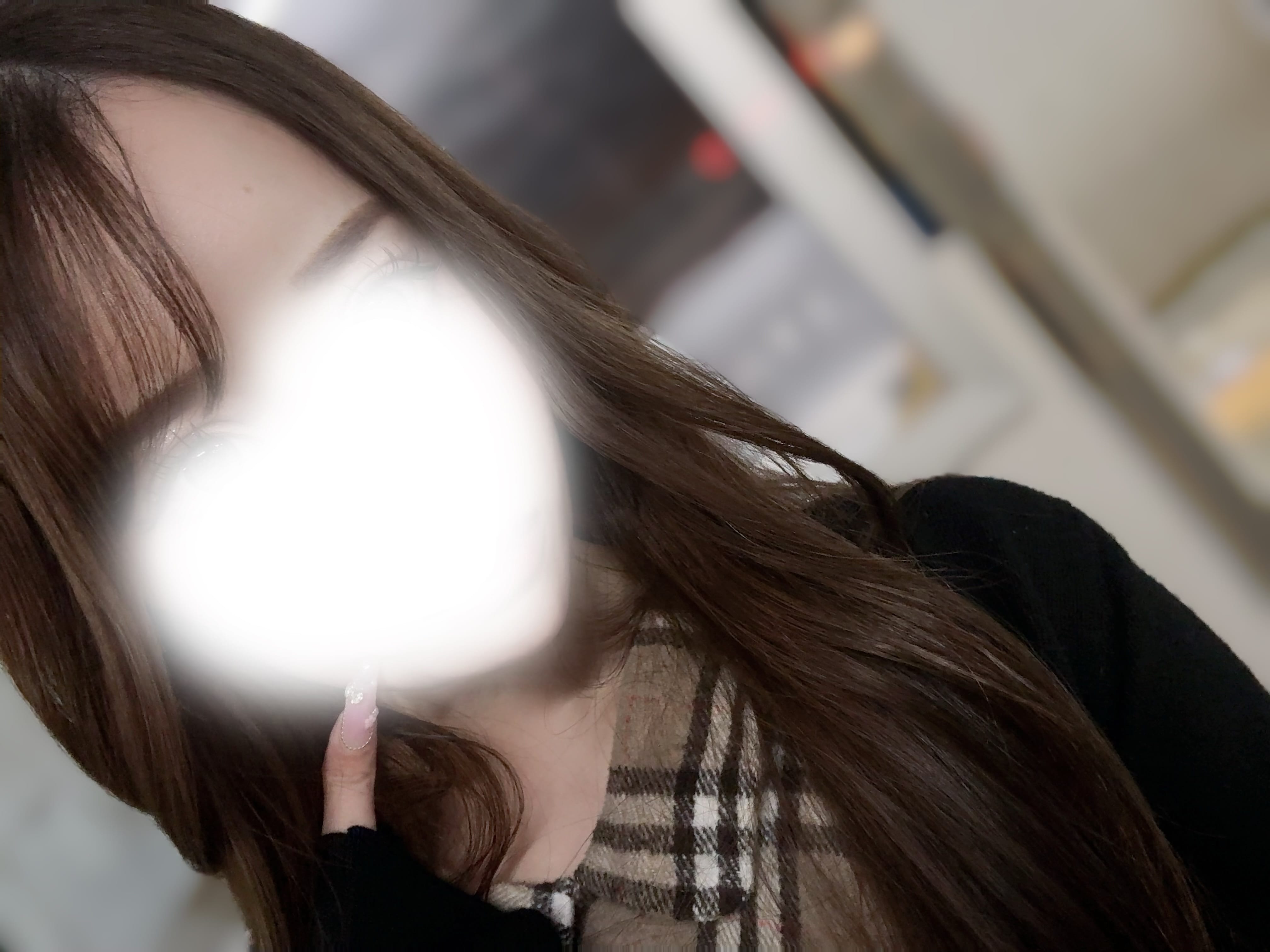 「出勤しました♪」04/11(土) 20:44 | 雪月　みさの写メ日記