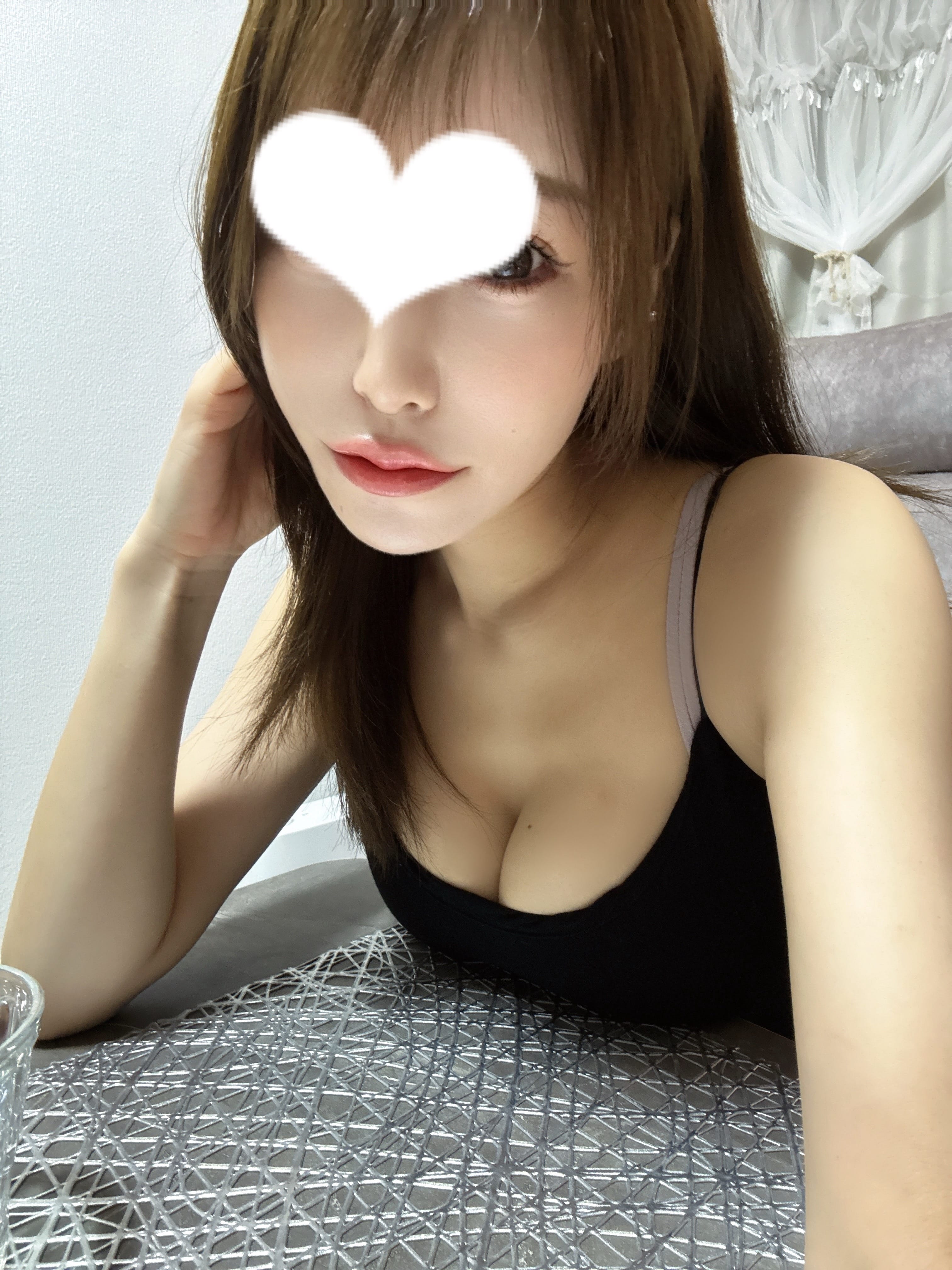 「今週ラスト♡」04/12(日) 18:34 | 西内　りんか(Premium)の写メ