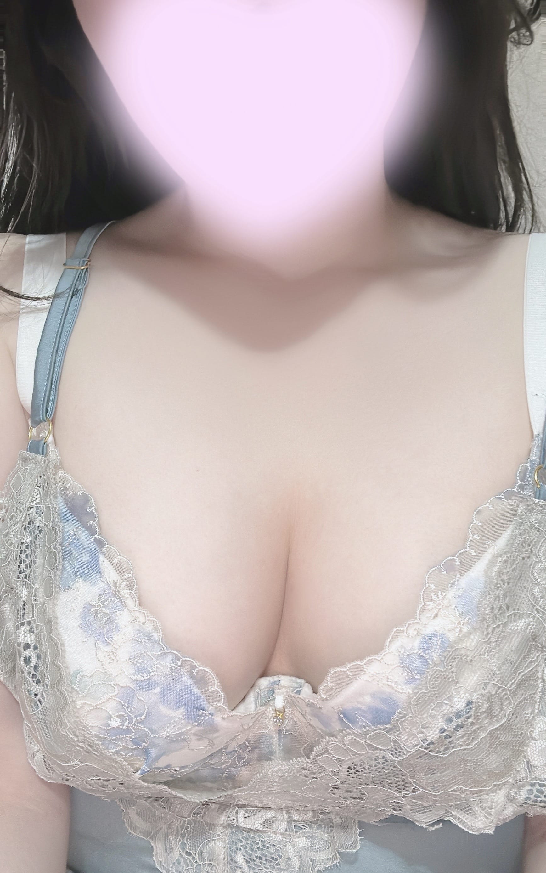 「出勤してます。」04/13(月) 10:41 | ちかの写メ日記