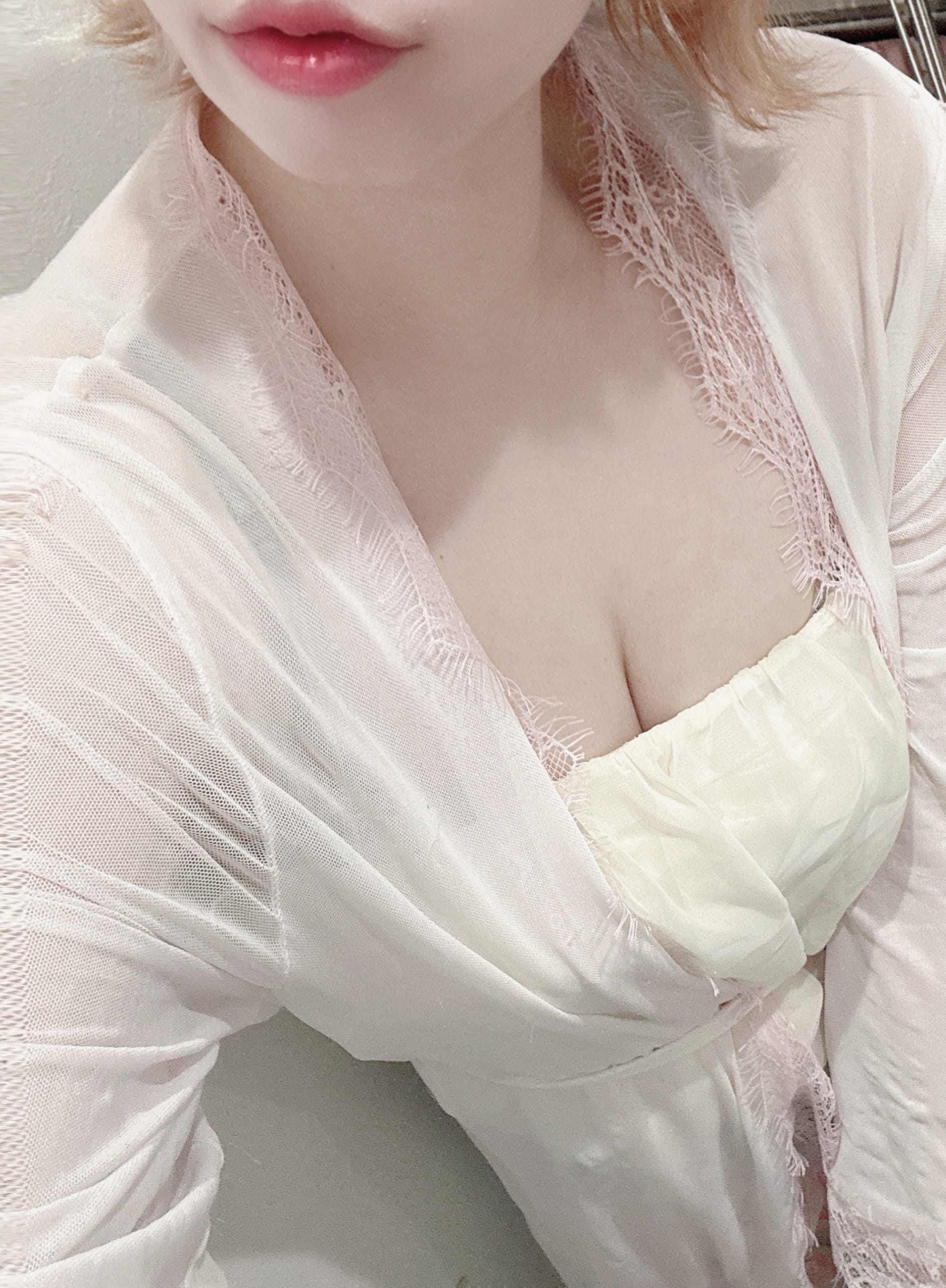 「ルームにいるよー！」04/13(月) 11:19 | 橋本　みらい(Platinumの写メ