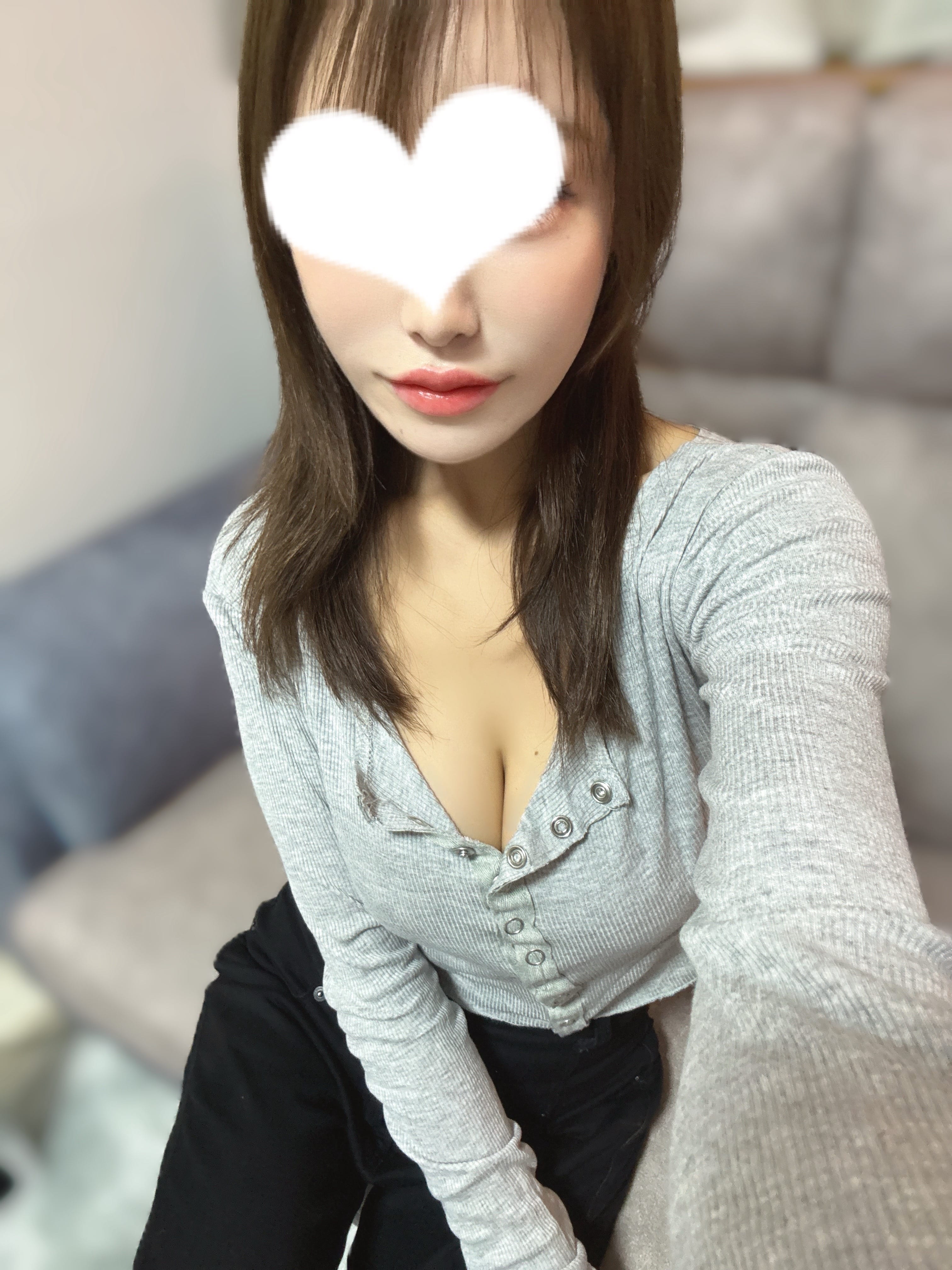 「ラフ着♡」04/13(月) 18:57 | 西内　りんか(Premium)の写メ