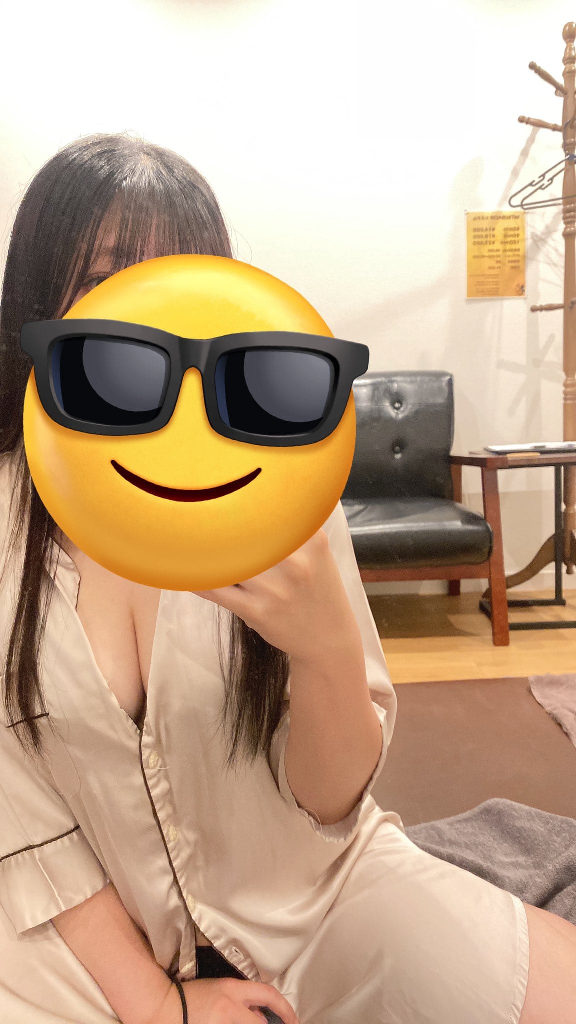 「来週の出勤予定でました❣️」04/15(水) 13:11 | りんの写メ