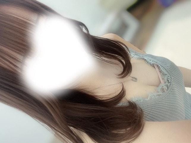 Reina(れいな)「れいなです♩」04/17(金) 17:23 | Reina(れいな)の写メ