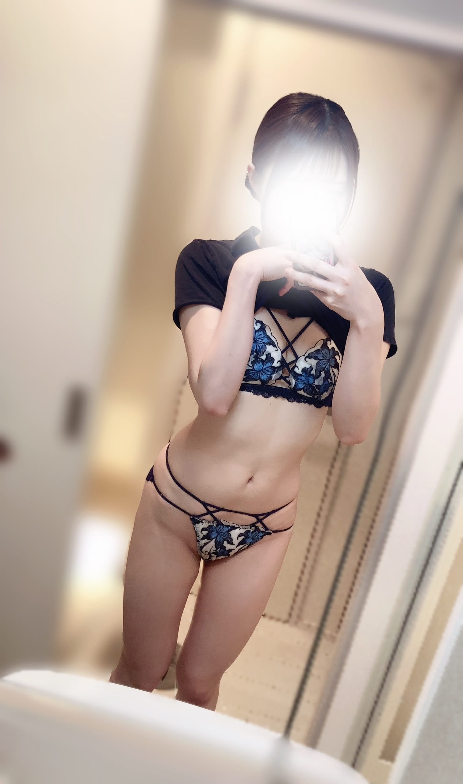 「一緒に乗り越えよう〜〜‪⸜♡⸝‪」04/22(水) 01:59 | みらいの写メ