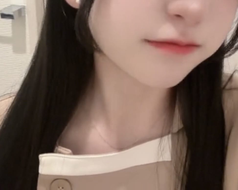 「今夜18:00〜いるよ?」04/22(水) 11:59 | ゆいなの写メ