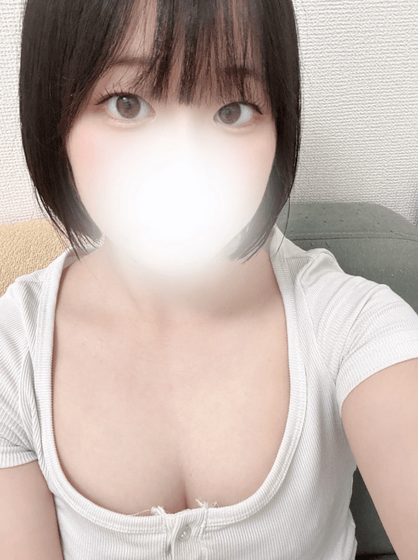 来栖めな