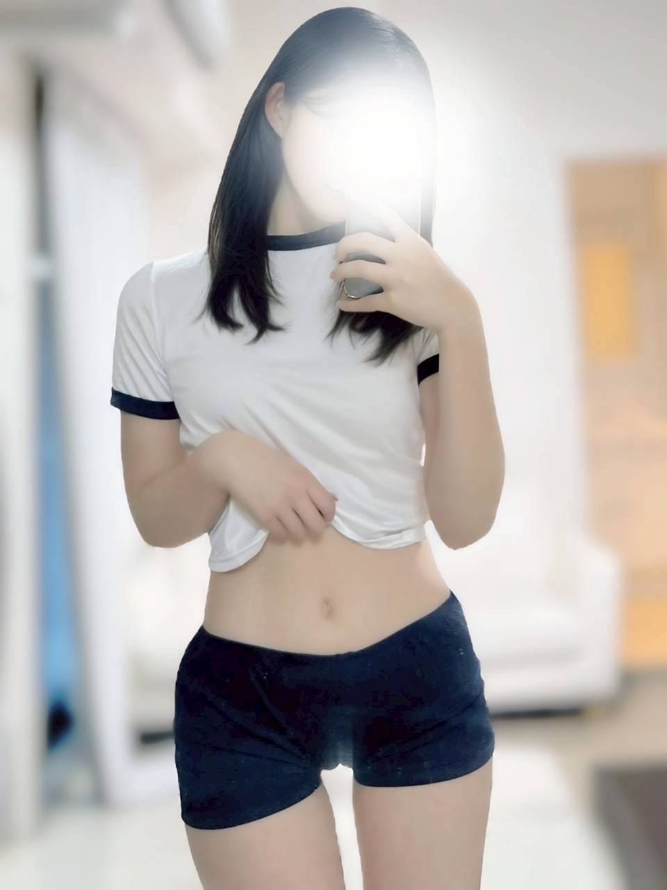 「来週の出勤予定です」05/10(日) 19:26 | 一ノ瀬かなみの写メ