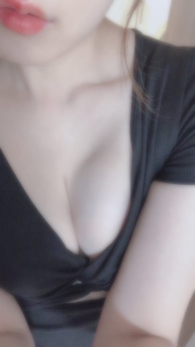 白咲あずさ