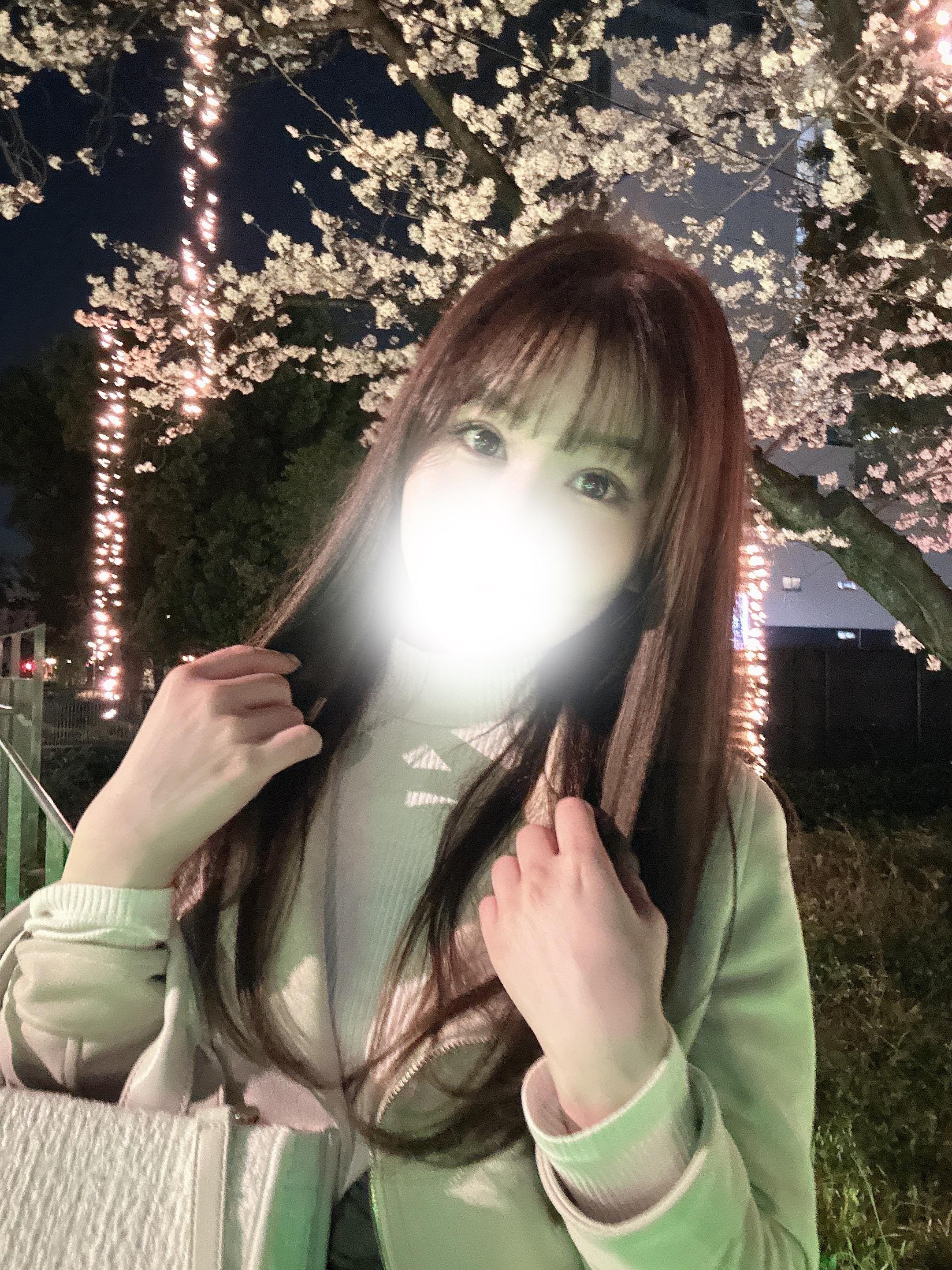ももな