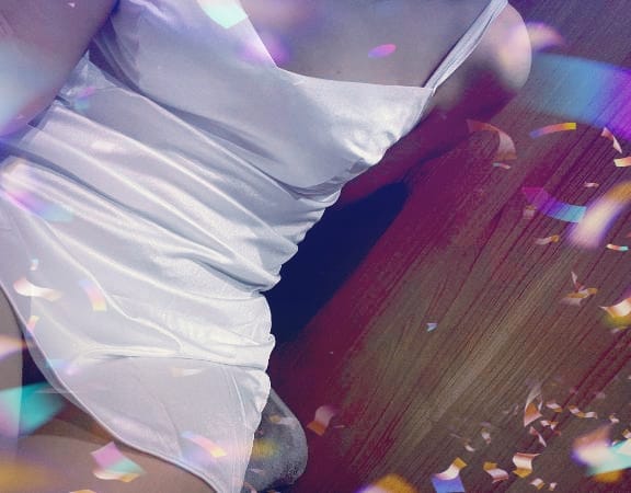 与那嶺綾子
