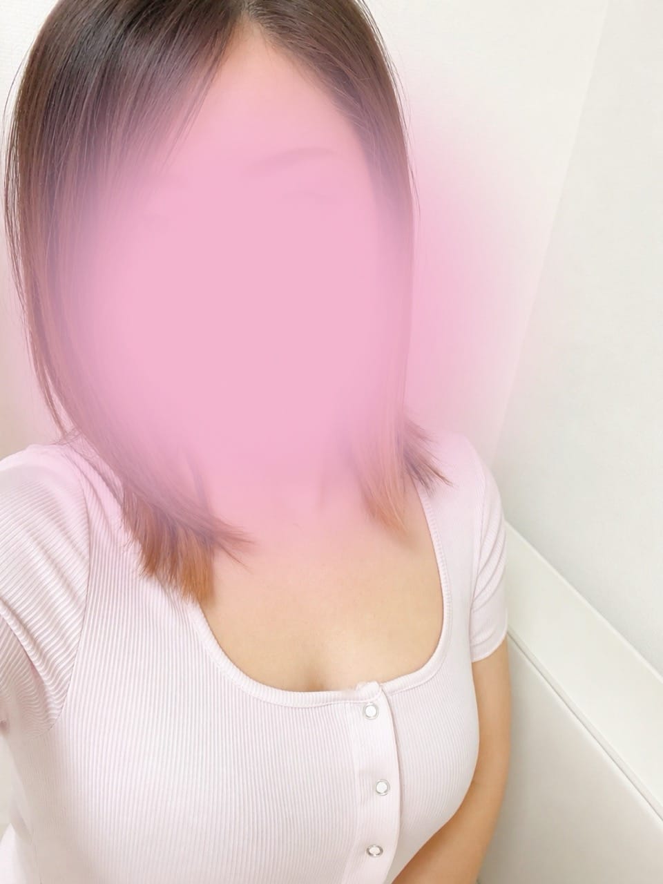 「出勤しました♡」05/18(月) 10:05 | 白石　みおの写メ