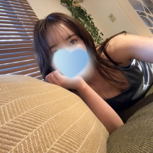 「明日いるよ☺️」05/30(土) 09:21 | ナナセ【プレミア】の写メ