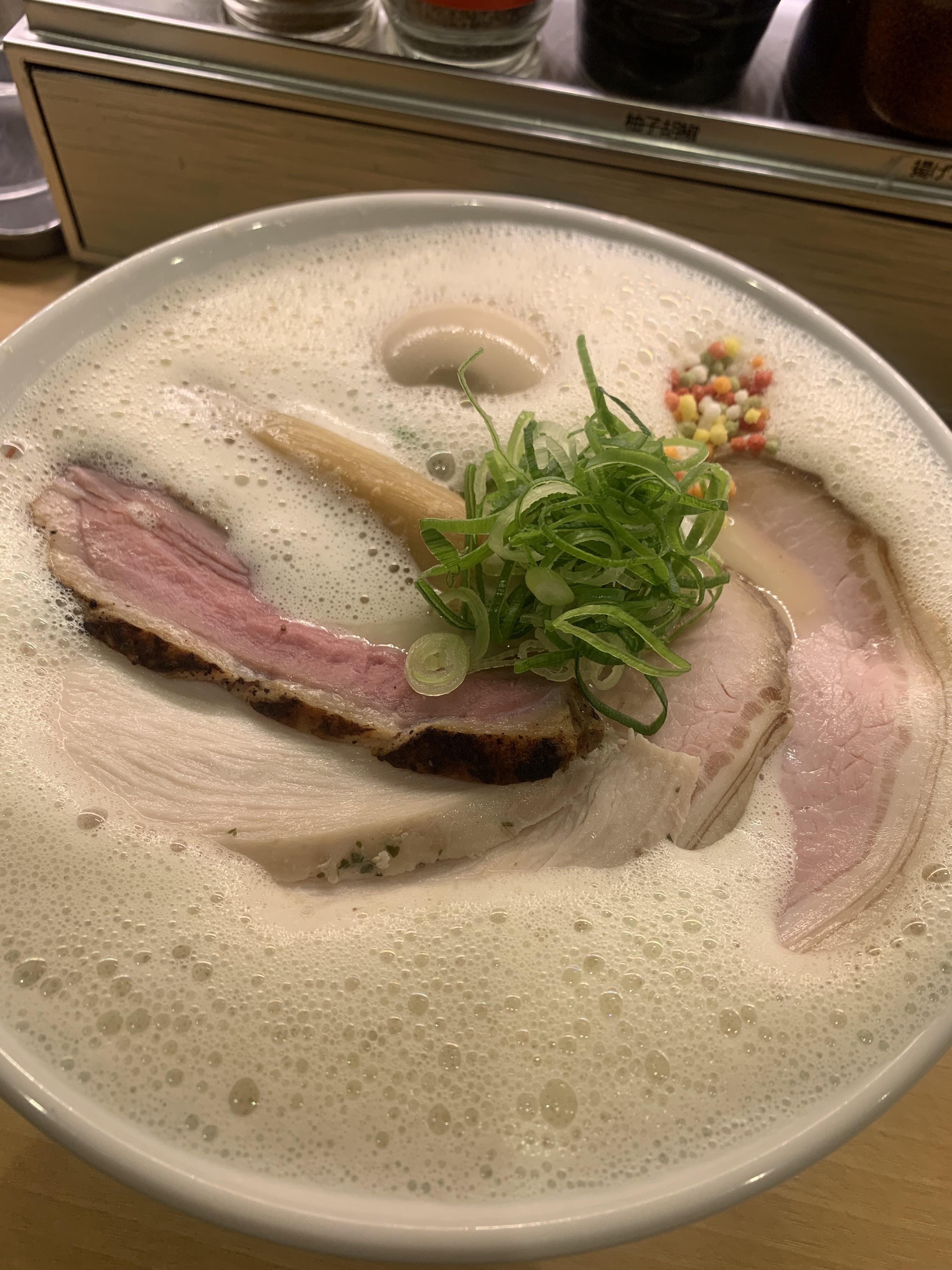 「早起きなのか夜更かしなのか！」06/01(月) 03:52 | あかりの写メ