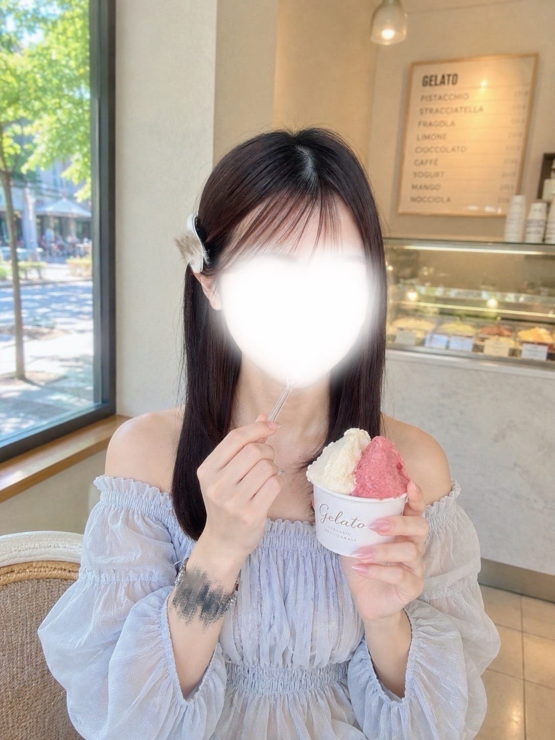 「待ってるよ〜」06/01(月) 20:06 | 四条　ひなの写メ日記