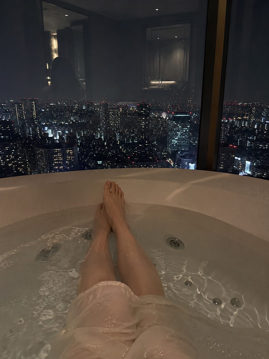 「この夜景、すごすぎた」06/17(水) 18:43 | 綾波　ことねの写メ