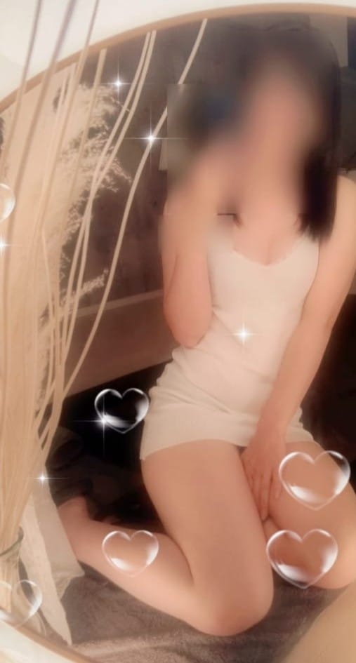 そら「出勤しました.•♬」06/18(木) 01:00 | そらの写メ