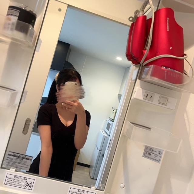 奏  もも「しゅっきーん」06/22(月) 21:04 | 奏  ももの写メ