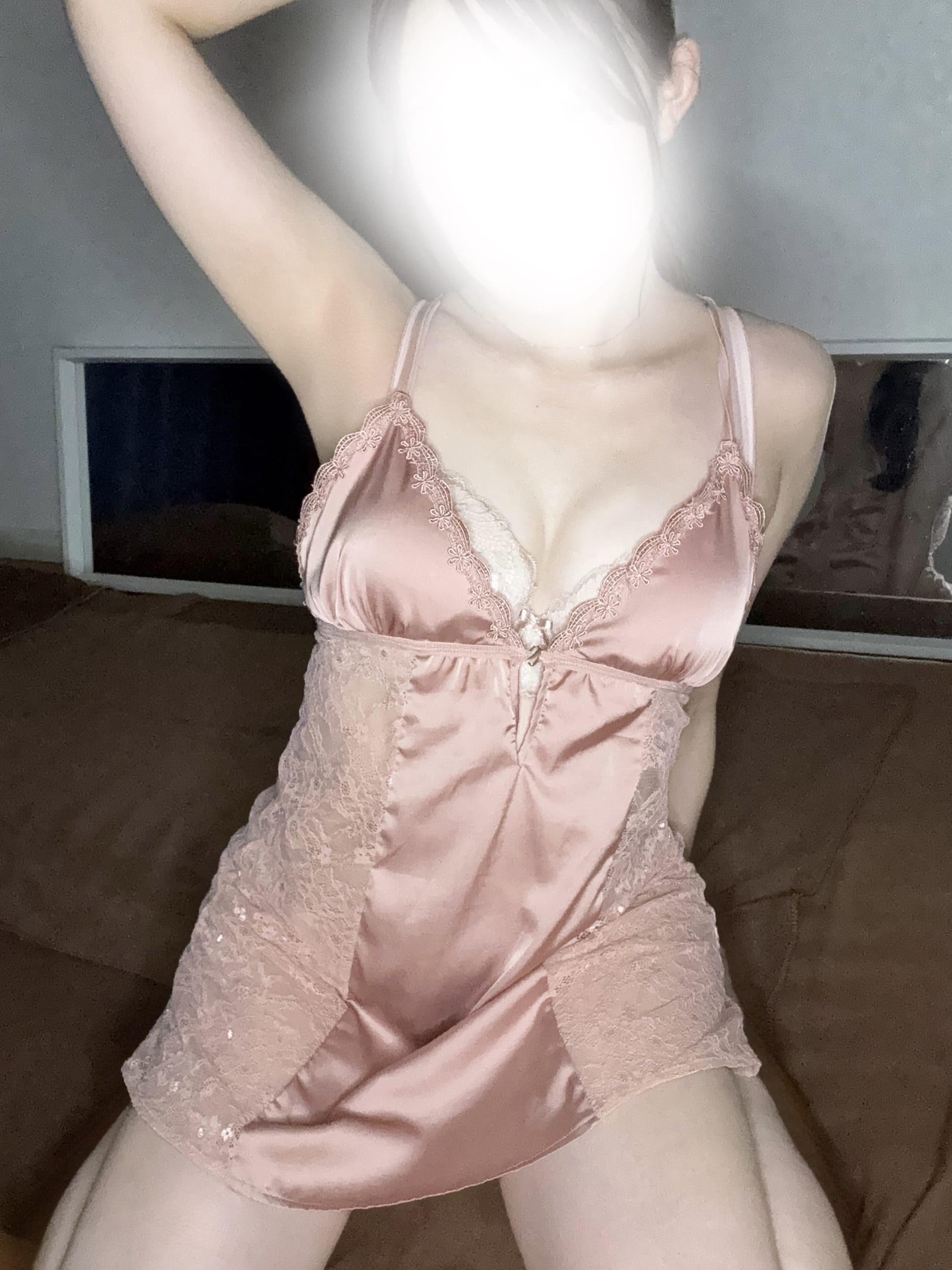 「雨だけどいます♩」06/25(木) 23:40 | りくの写メ