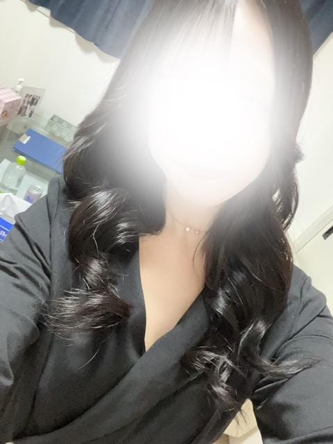 奏  もも「いるよー！」06/27(土) 19:14 | 奏  ももの写メ