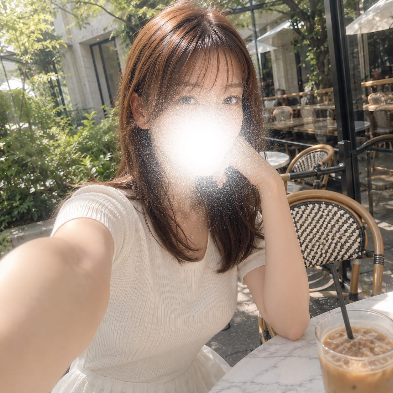 「カフェでひと休み♡」06/29(月) 12:01 | 綾波　ことねの写メ