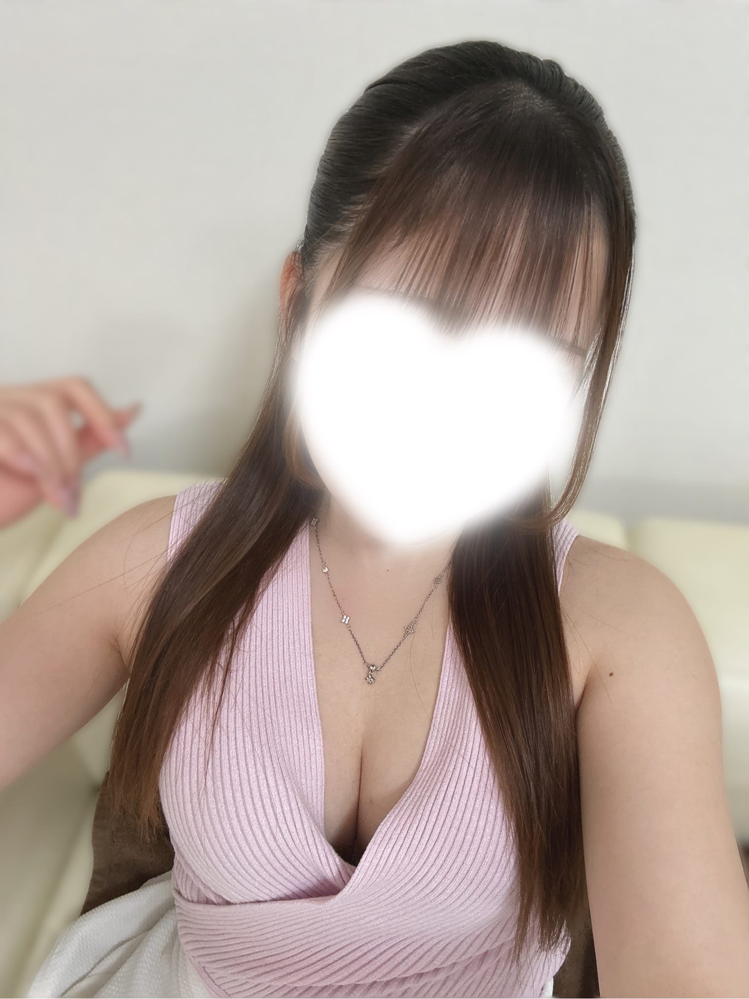 「出勤してます」07/01(水) 00:21 | 月乃りりの写メ